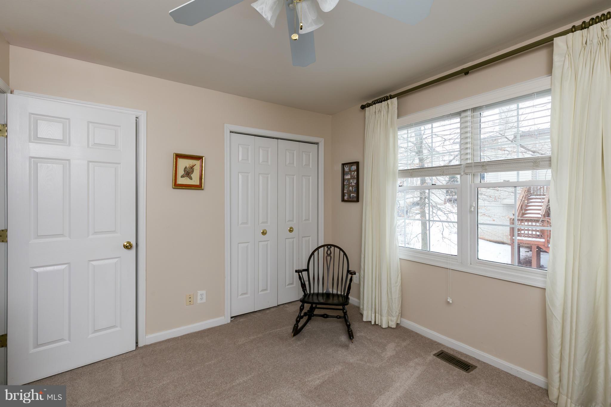 POTOMAC LAKES - Residential