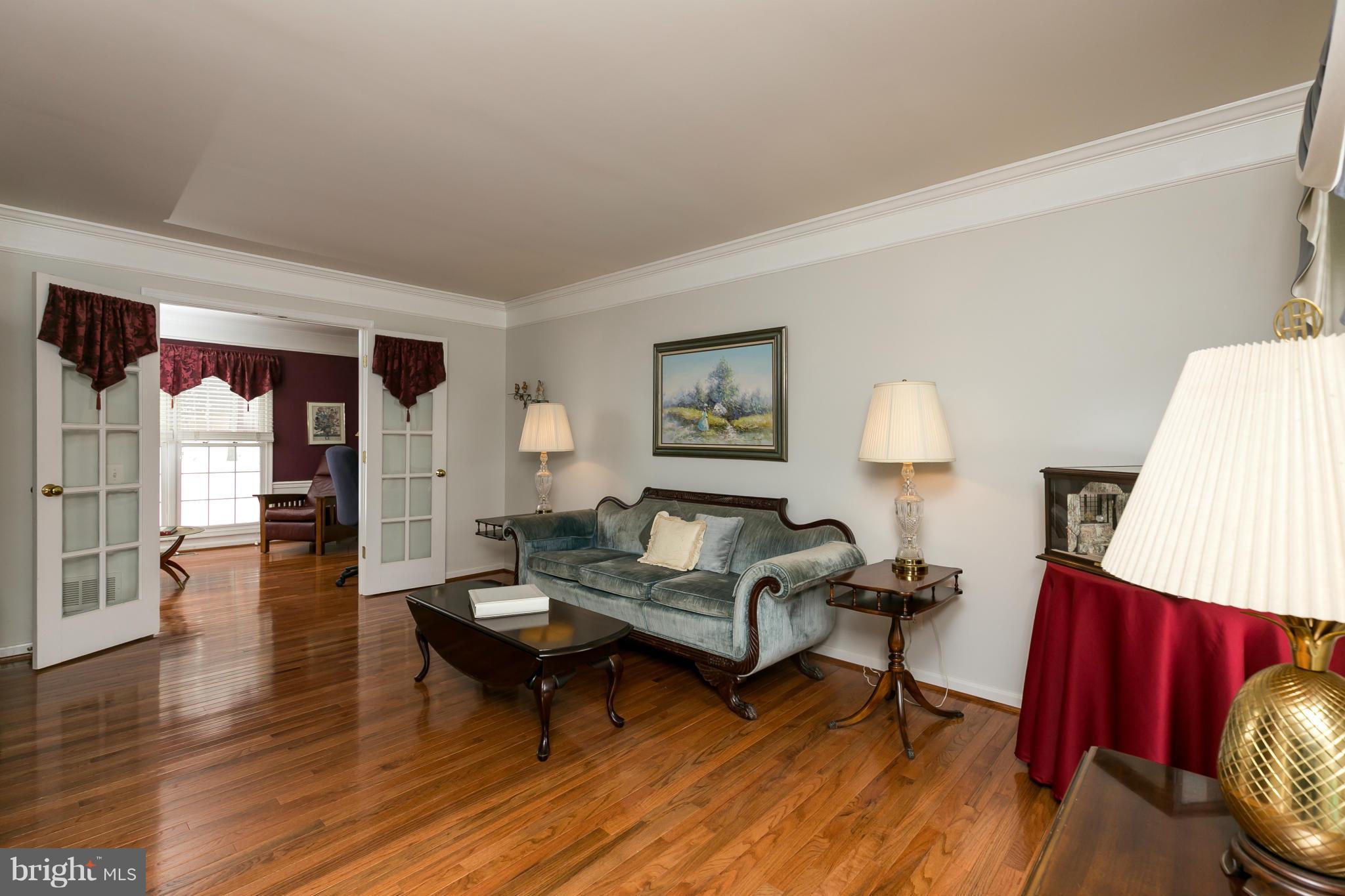 POTOMAC LAKES - Residential