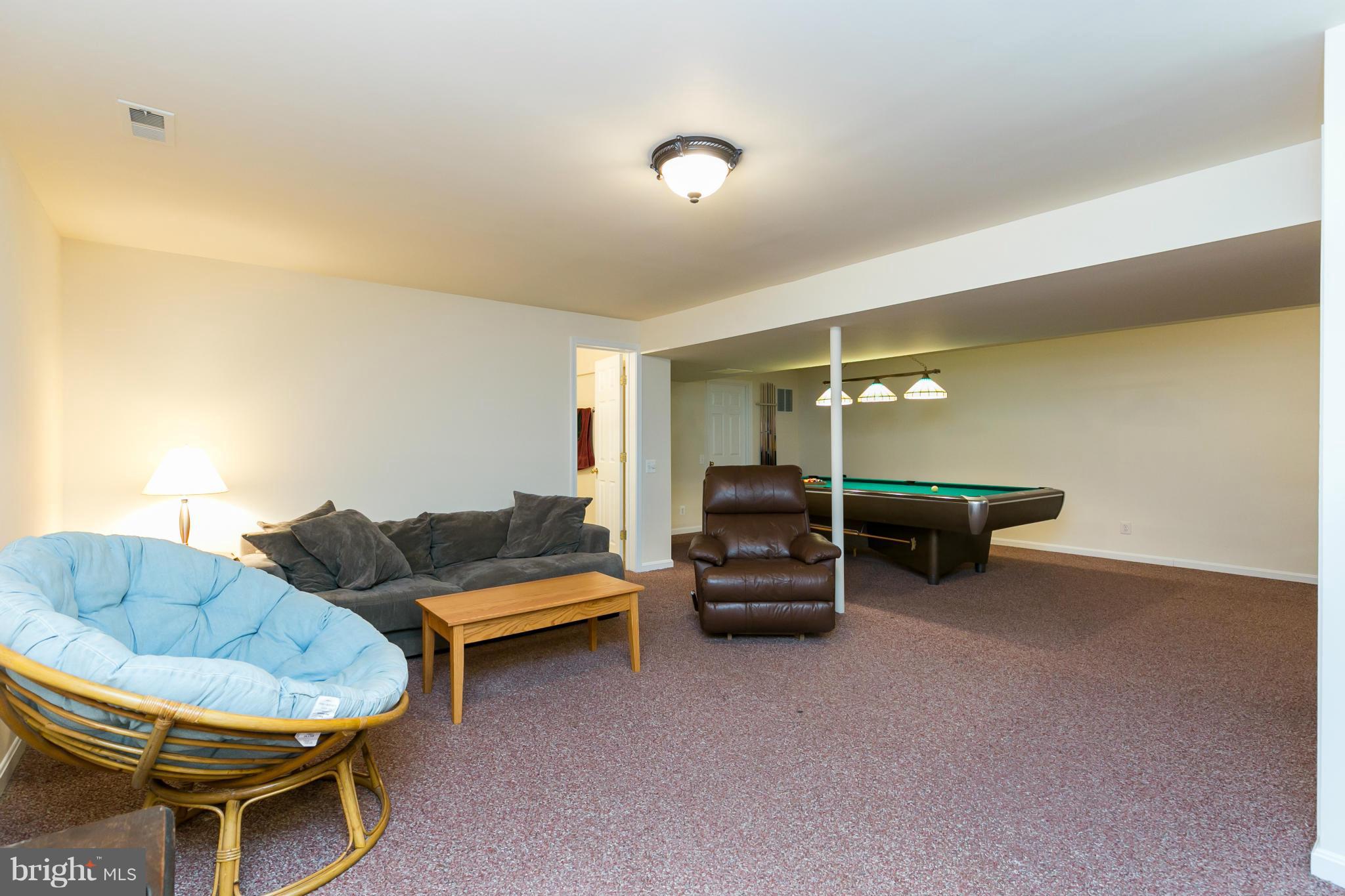 POTOMAC LAKES - Residential