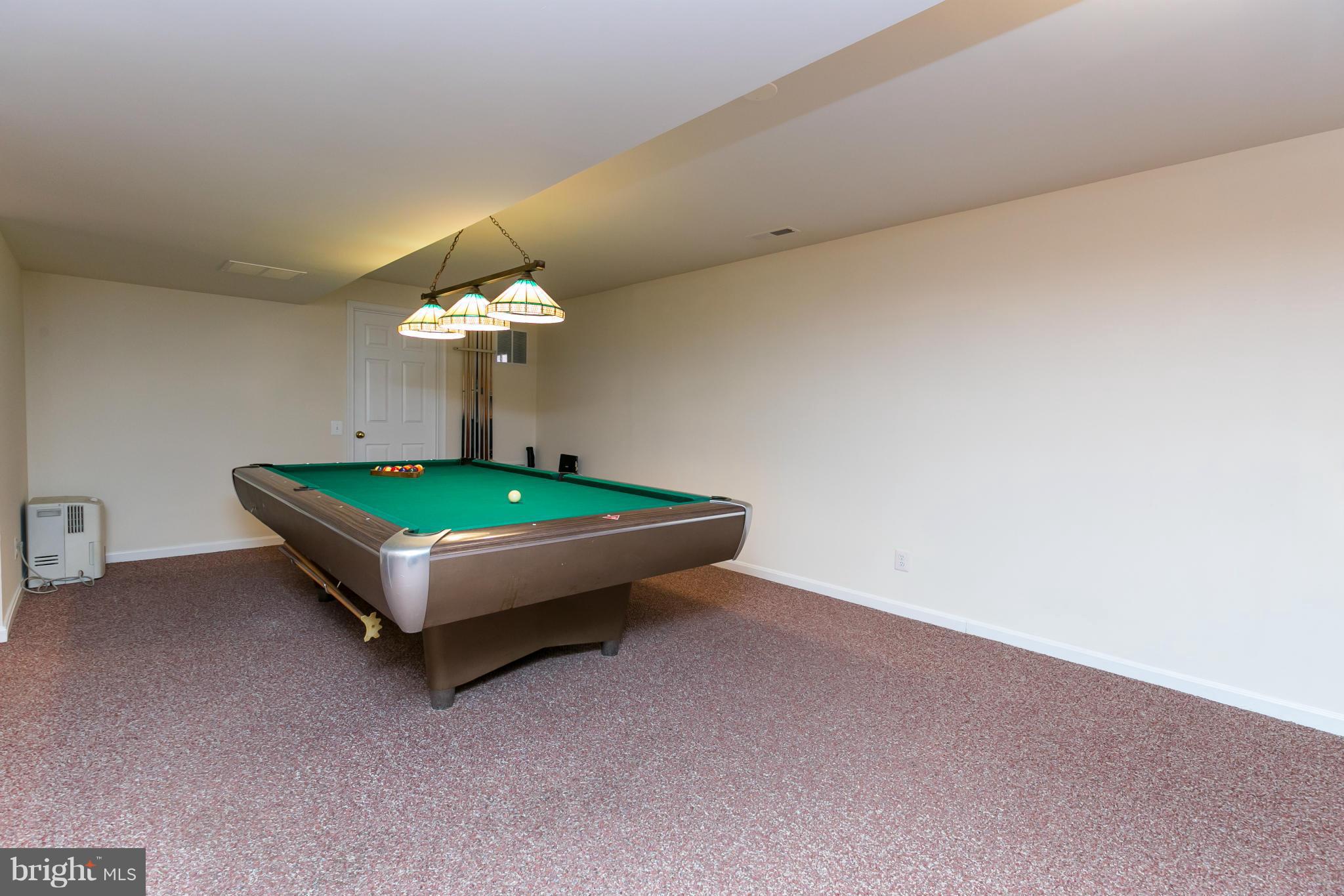 POTOMAC LAKES - Residential