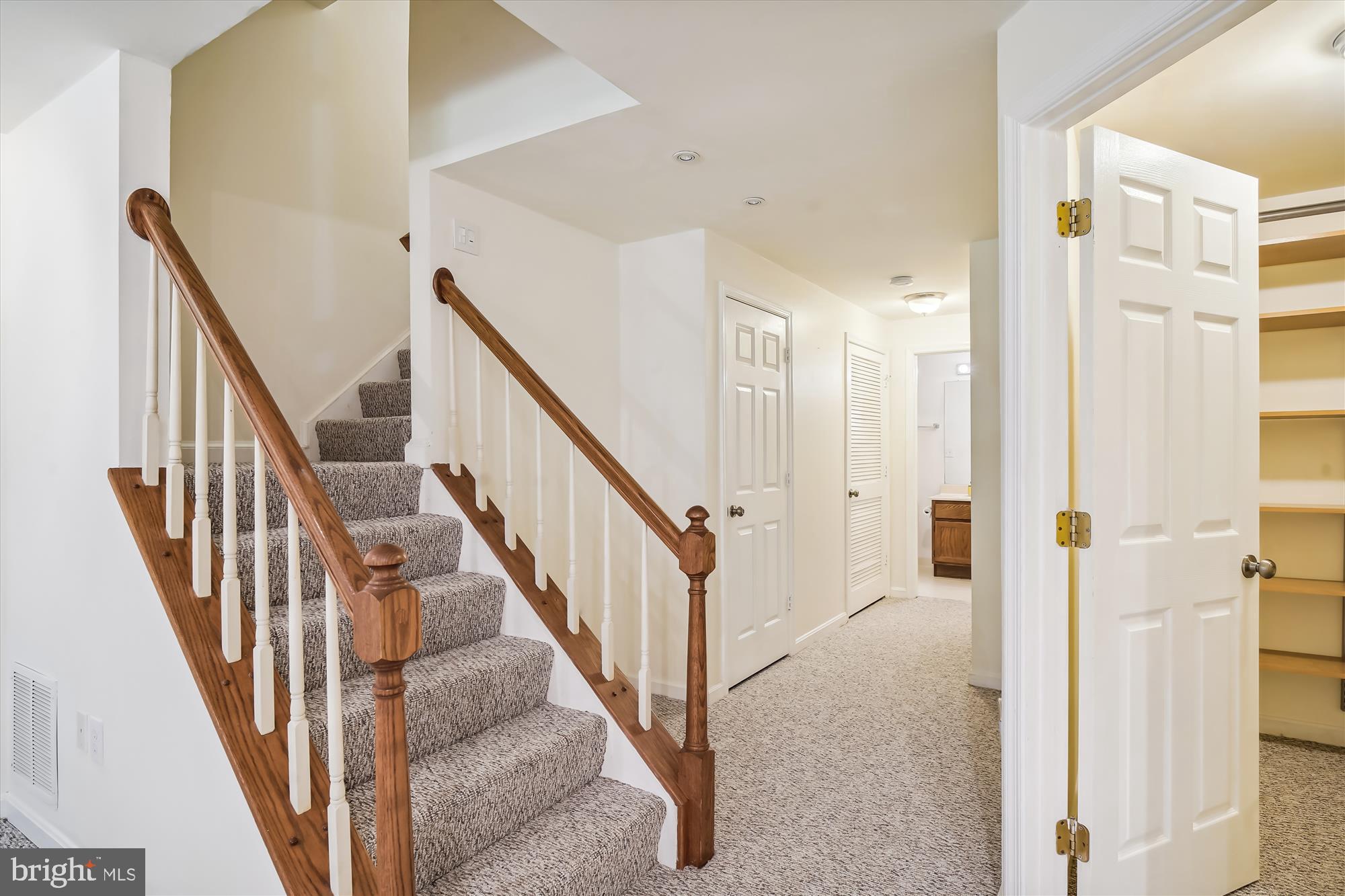 CHURCHILL TOWN SECTOR - Residential