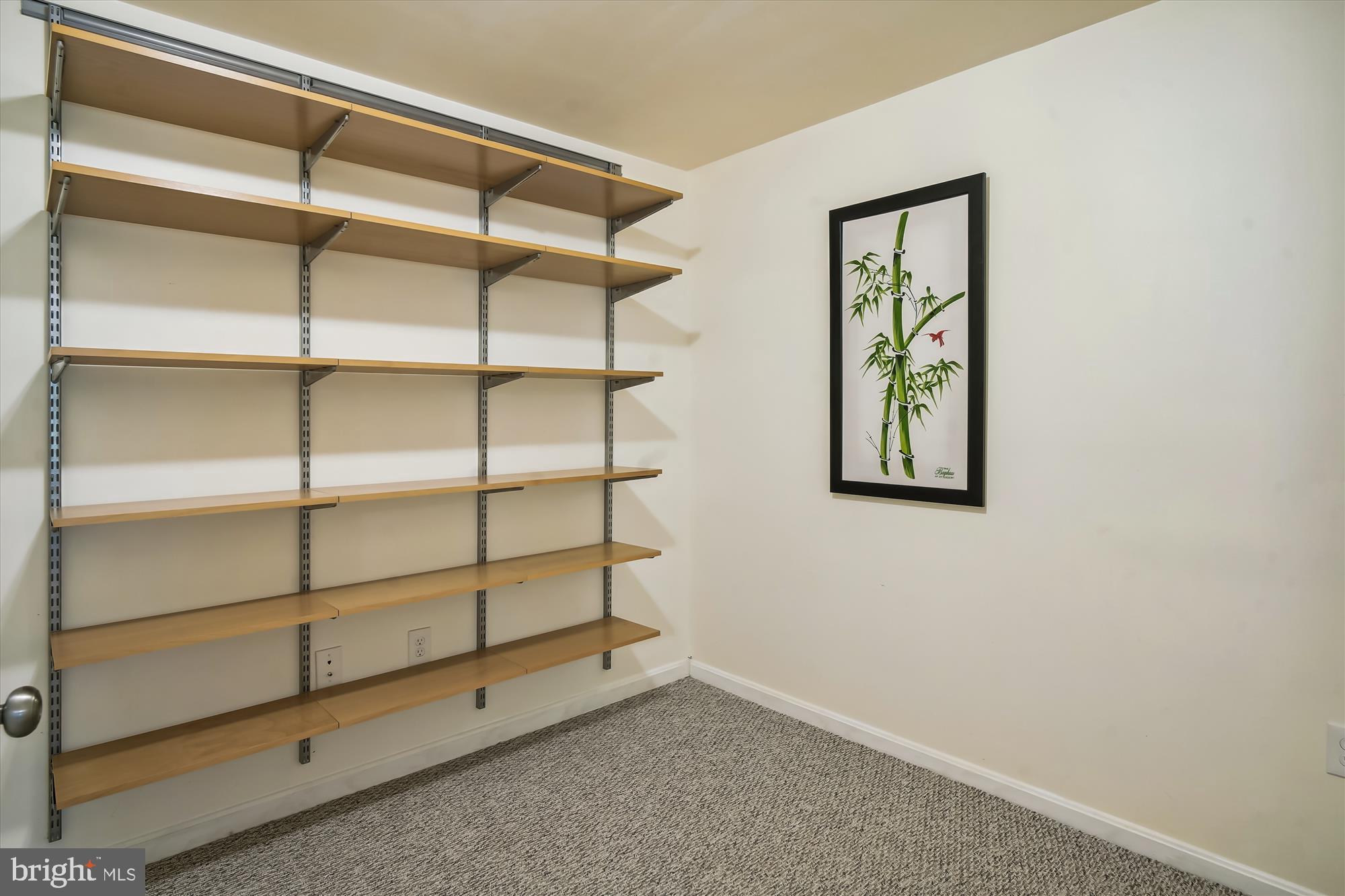 CHURCHILL TOWN SECTOR - Residential