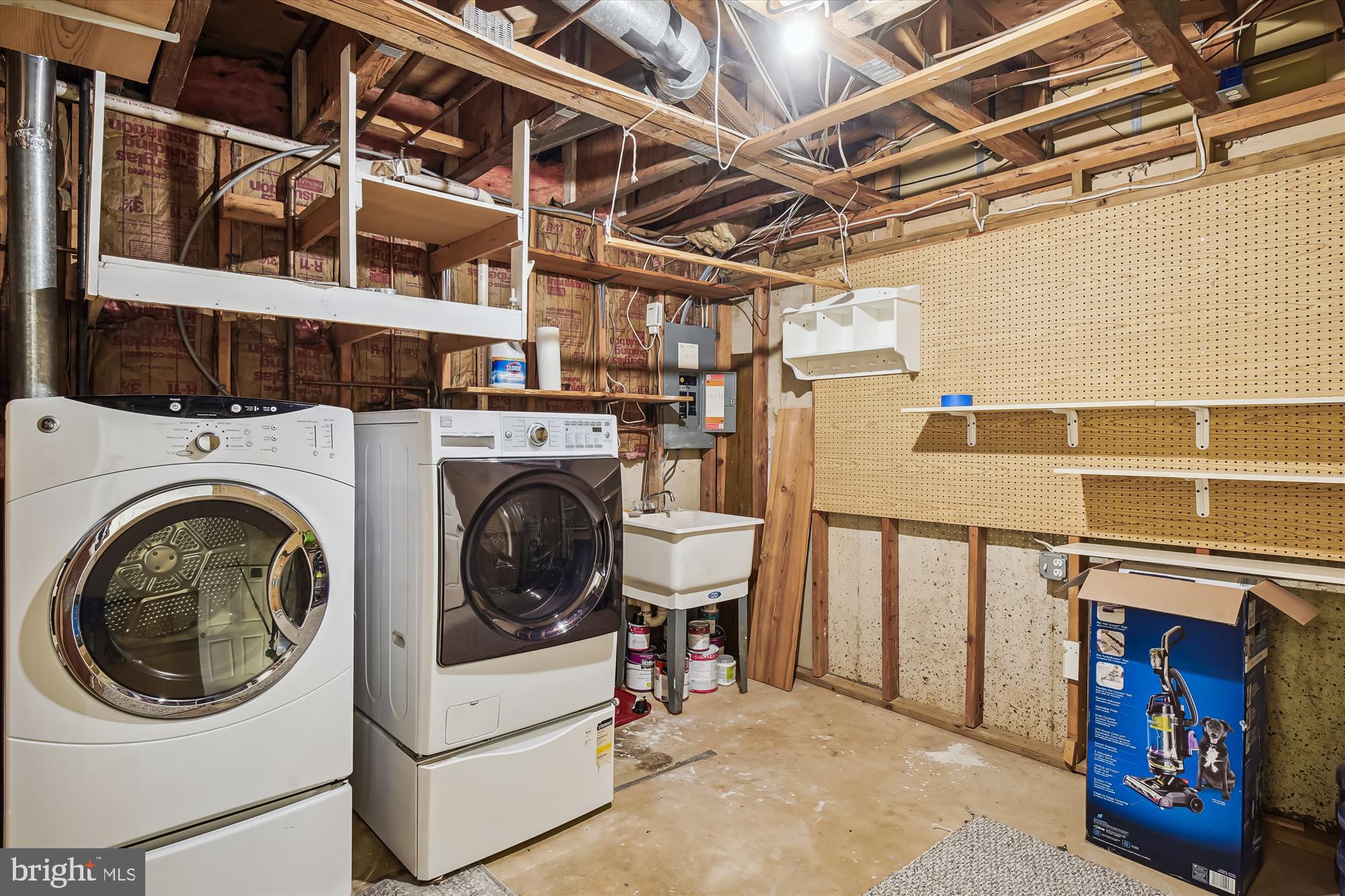 CHURCHILL TOWN SECTOR - Residential