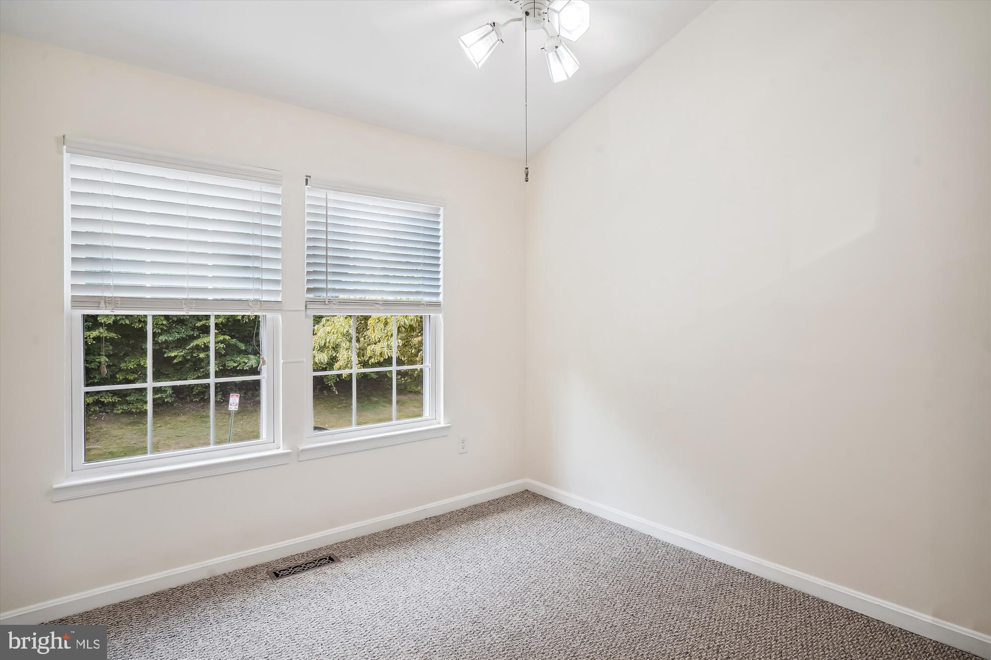 CHURCHILL TOWN SECTOR - Residential