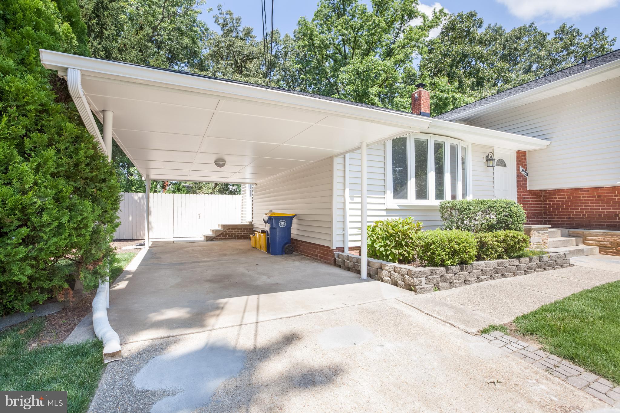 5820 RUNFORD DRIVE