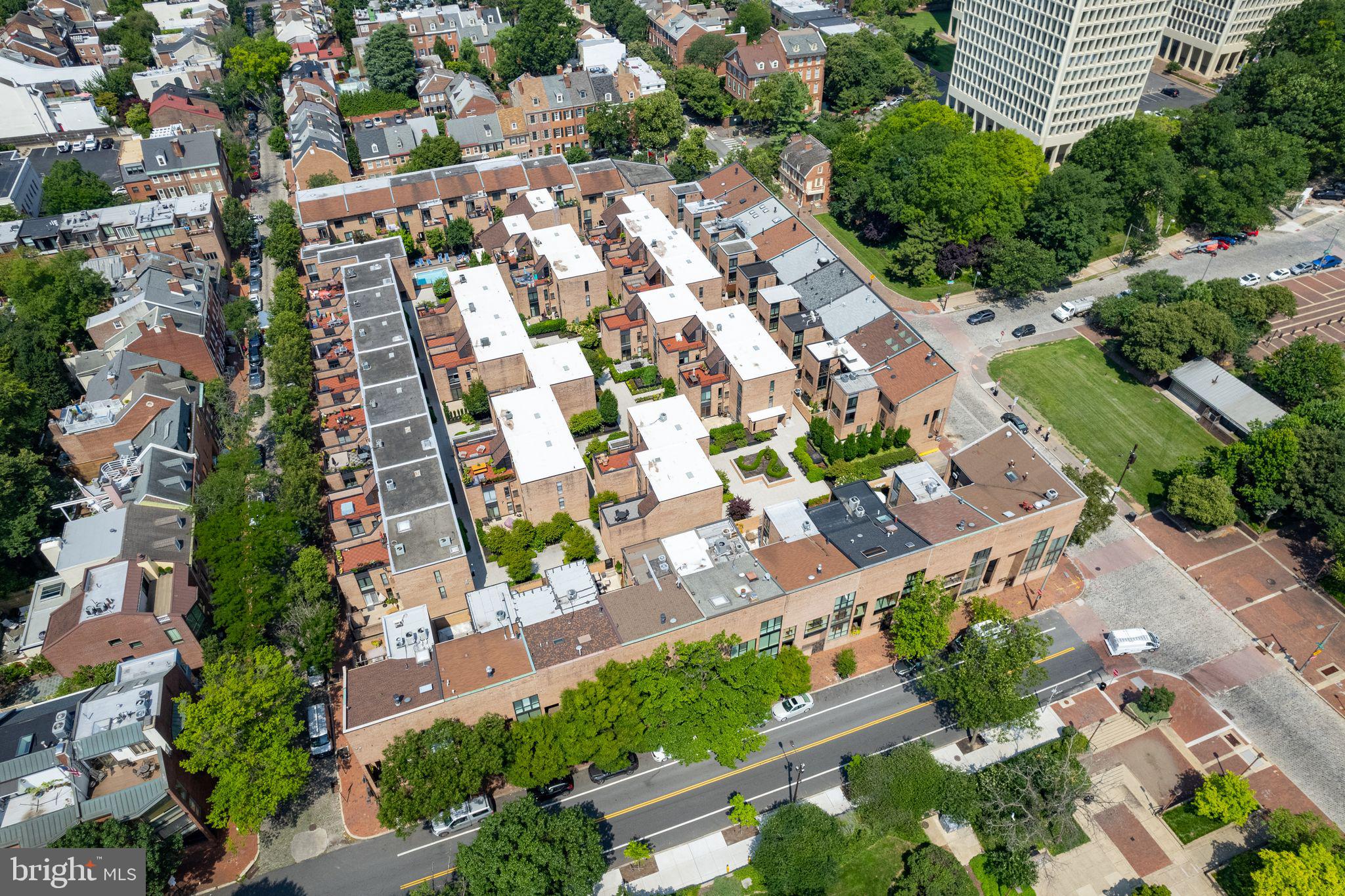 SOCIETY HILL - Residential