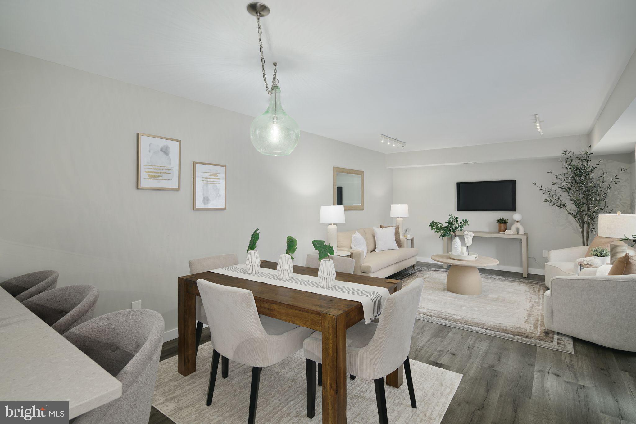 SOCIETY HILL - Residential