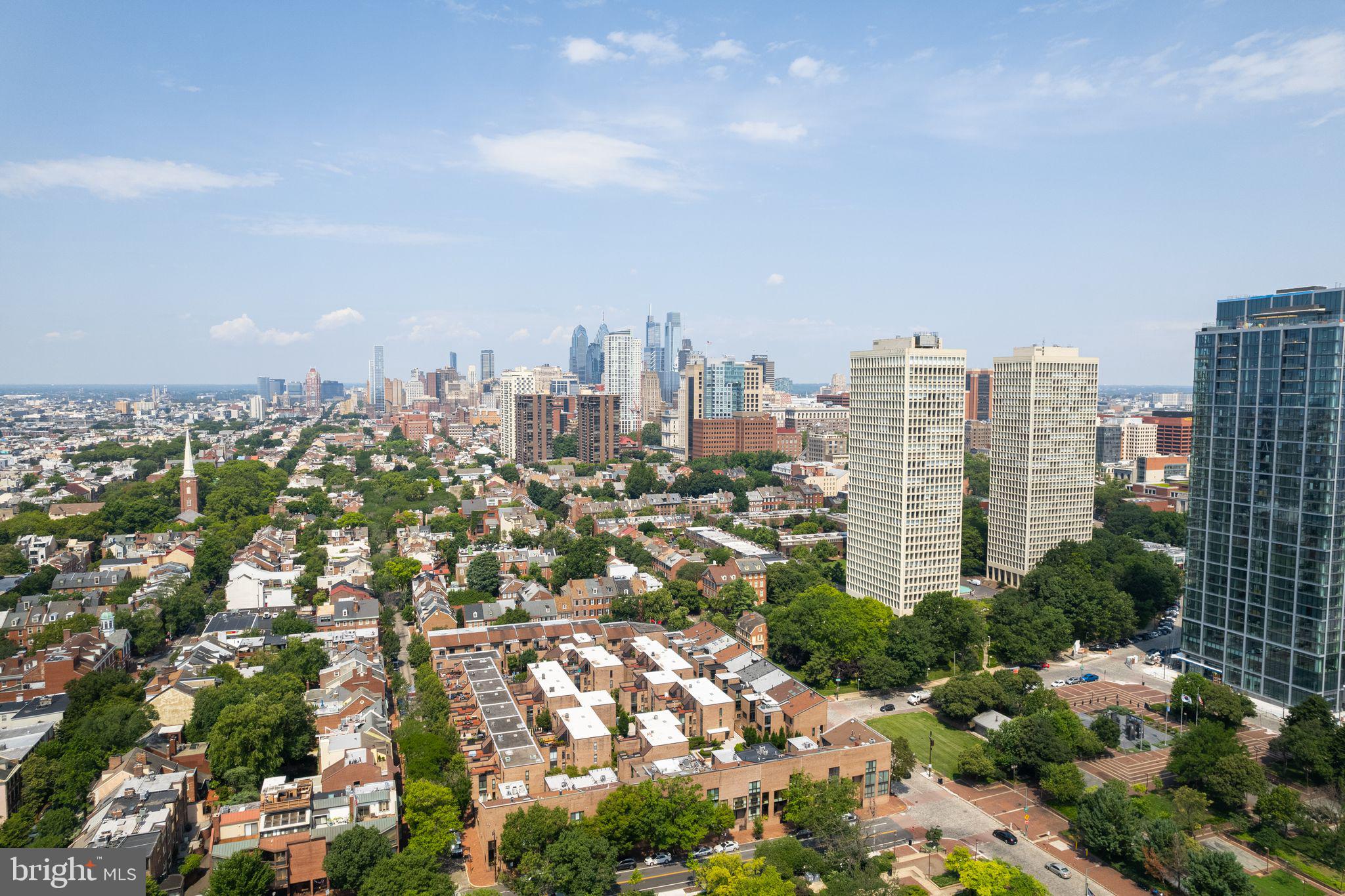 SOCIETY HILL - Residential