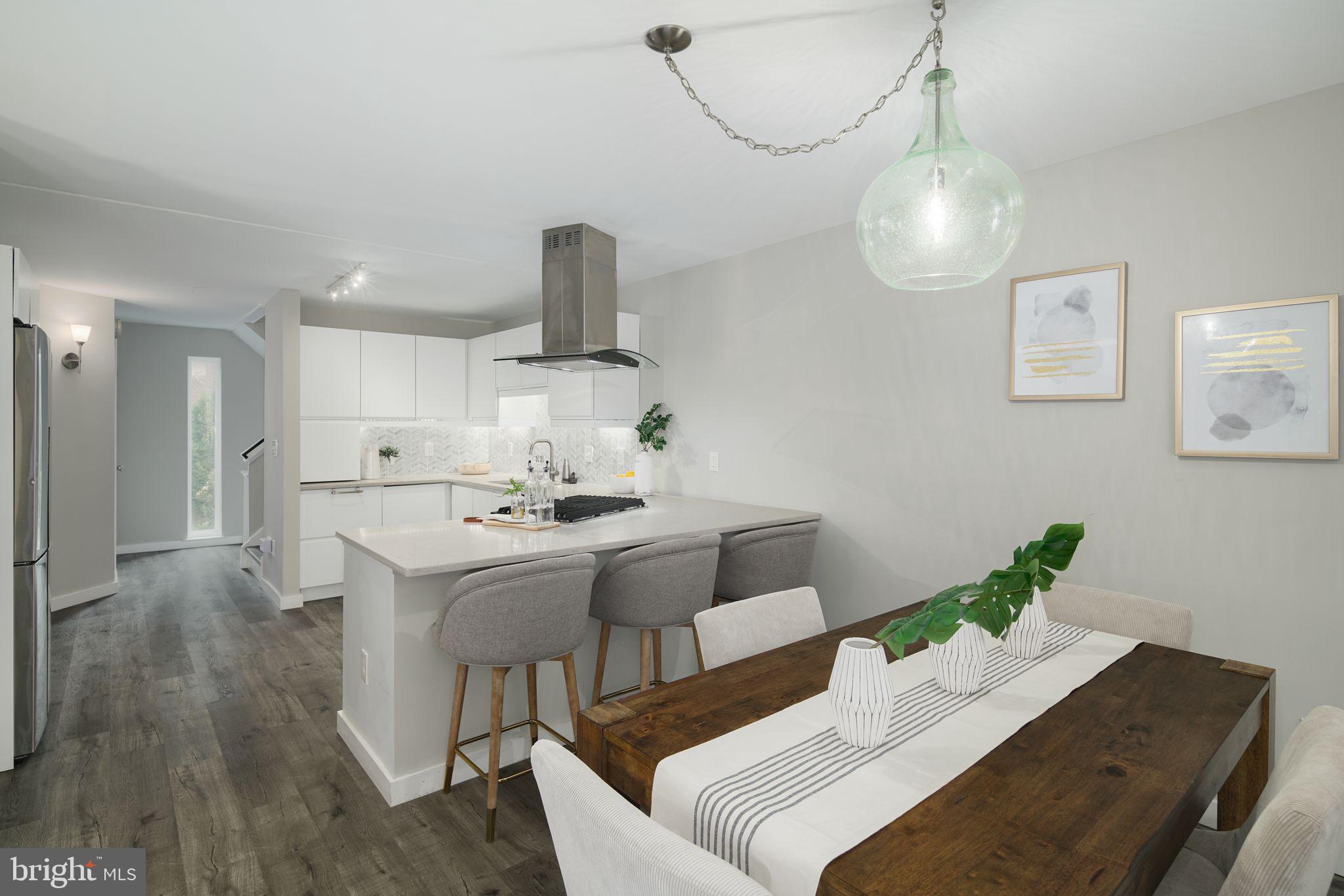 SOCIETY HILL - Residential