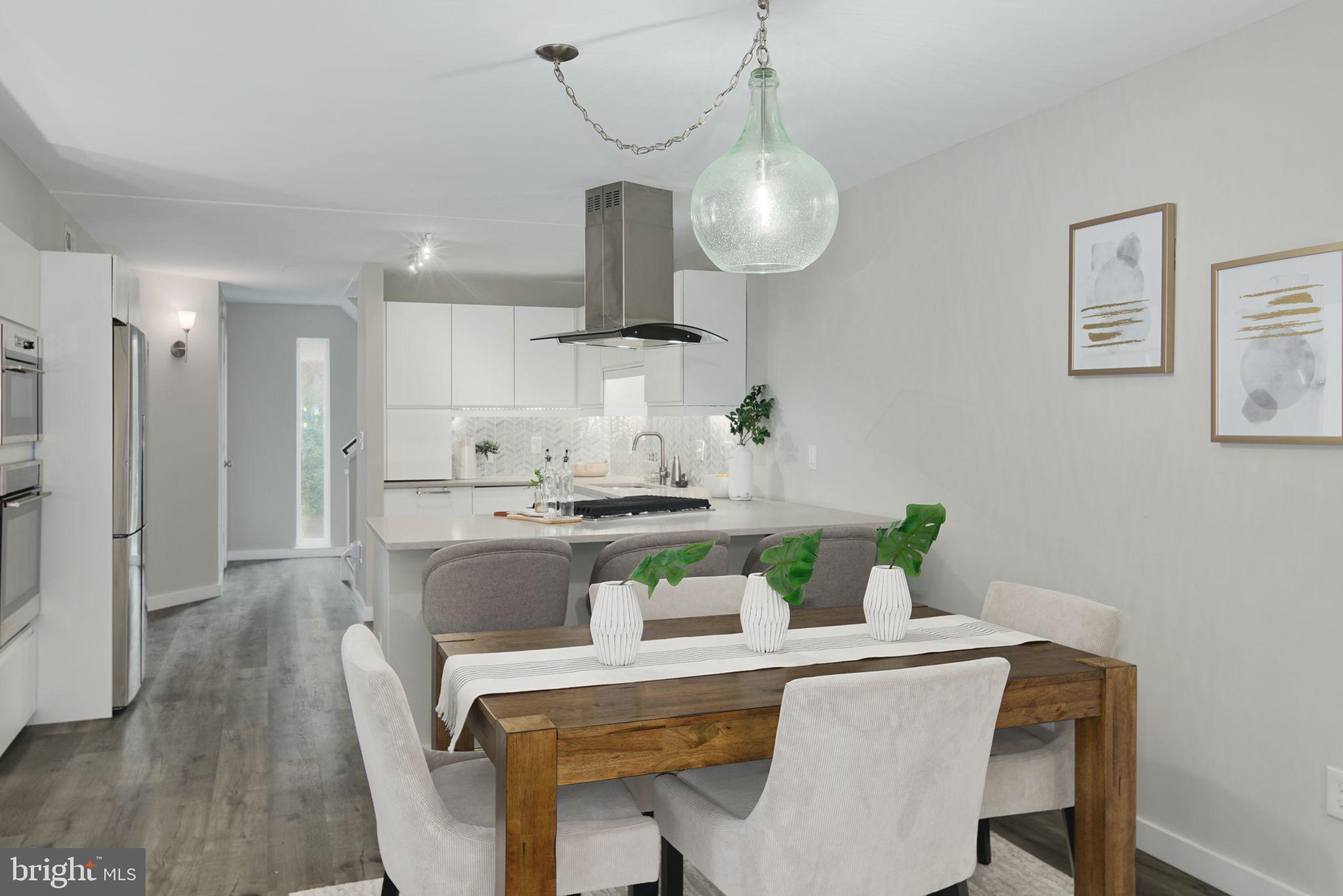 SOCIETY HILL - Residential