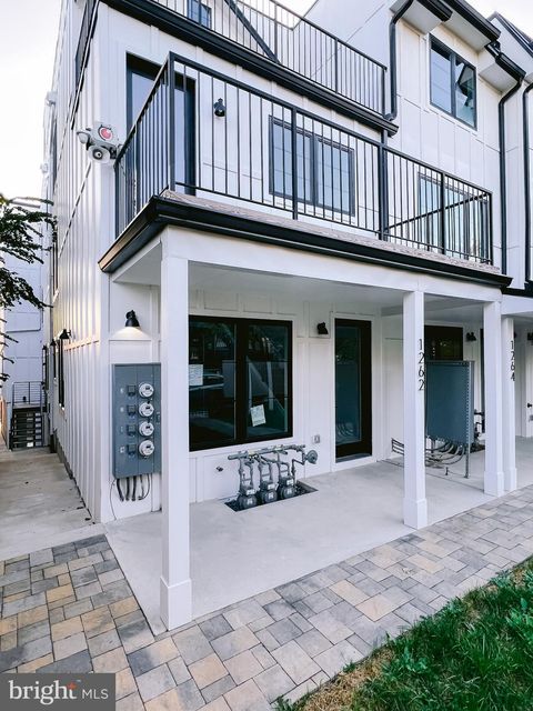 1262 HOLBROOK TERRACE NE 1 WASHINGTON DC 20002