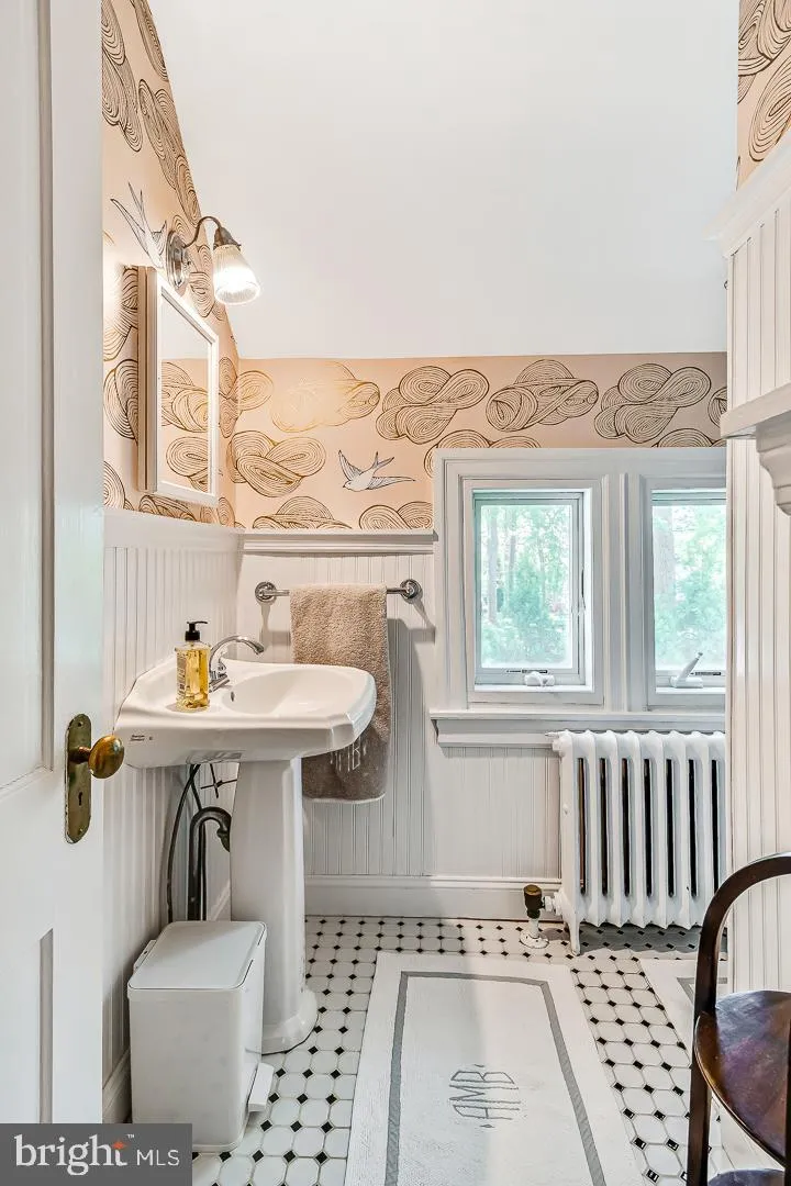 Wayne, Pennsylvania 19087, United States, 4 Bedrooms Bedrooms, ,4 BathroomsBathrooms,Residential,Active,153107