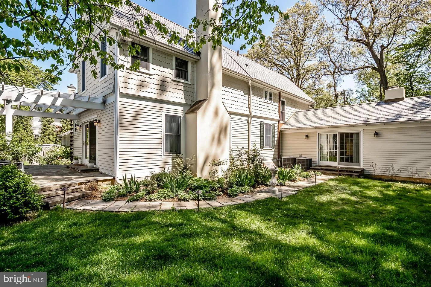 Wayne, Pennsylvania 19087, United States, 4 Bedrooms Bedrooms, ,4 BathroomsBathrooms,Residential,Active,153107