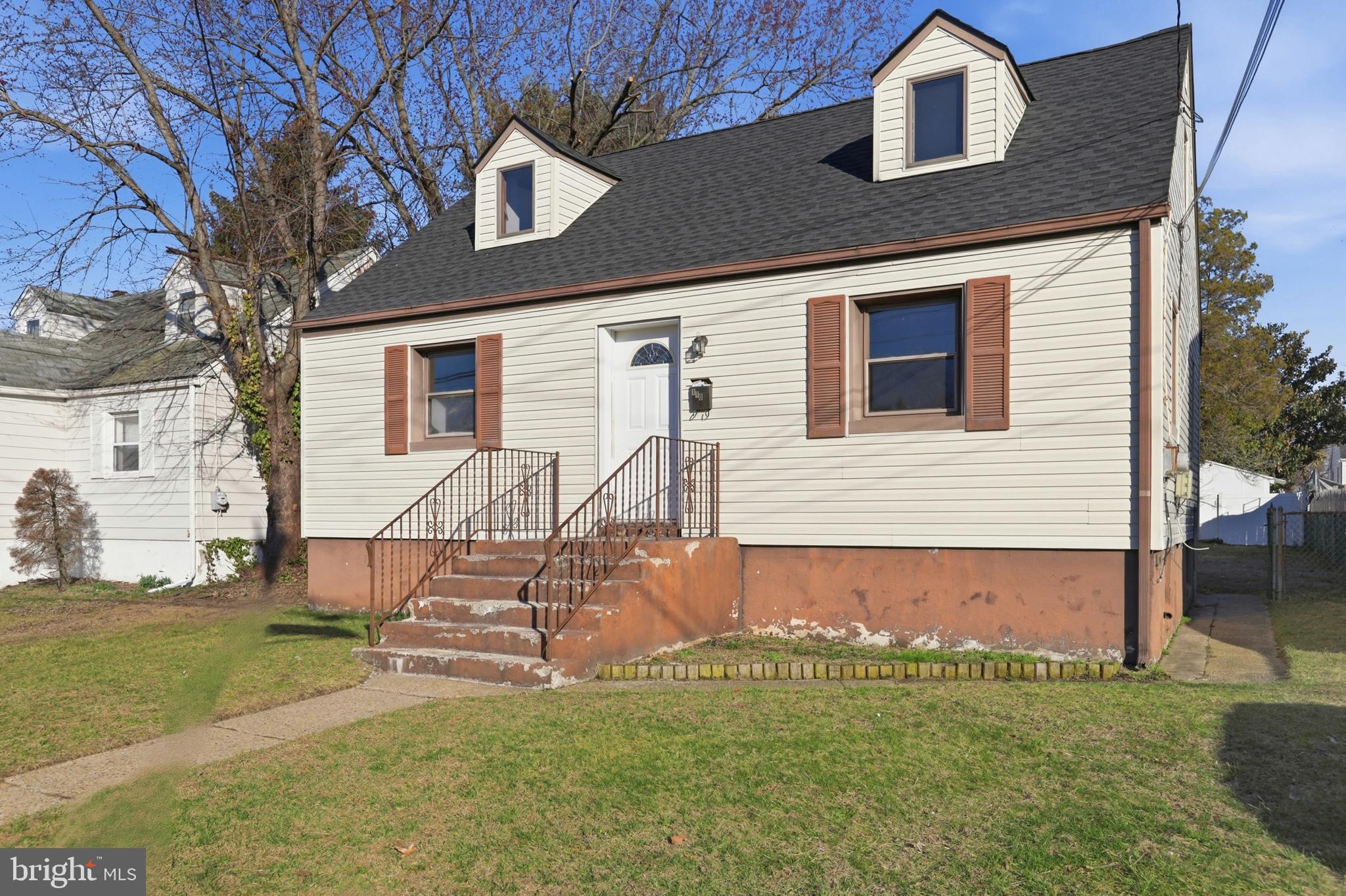 110 5TH STREET