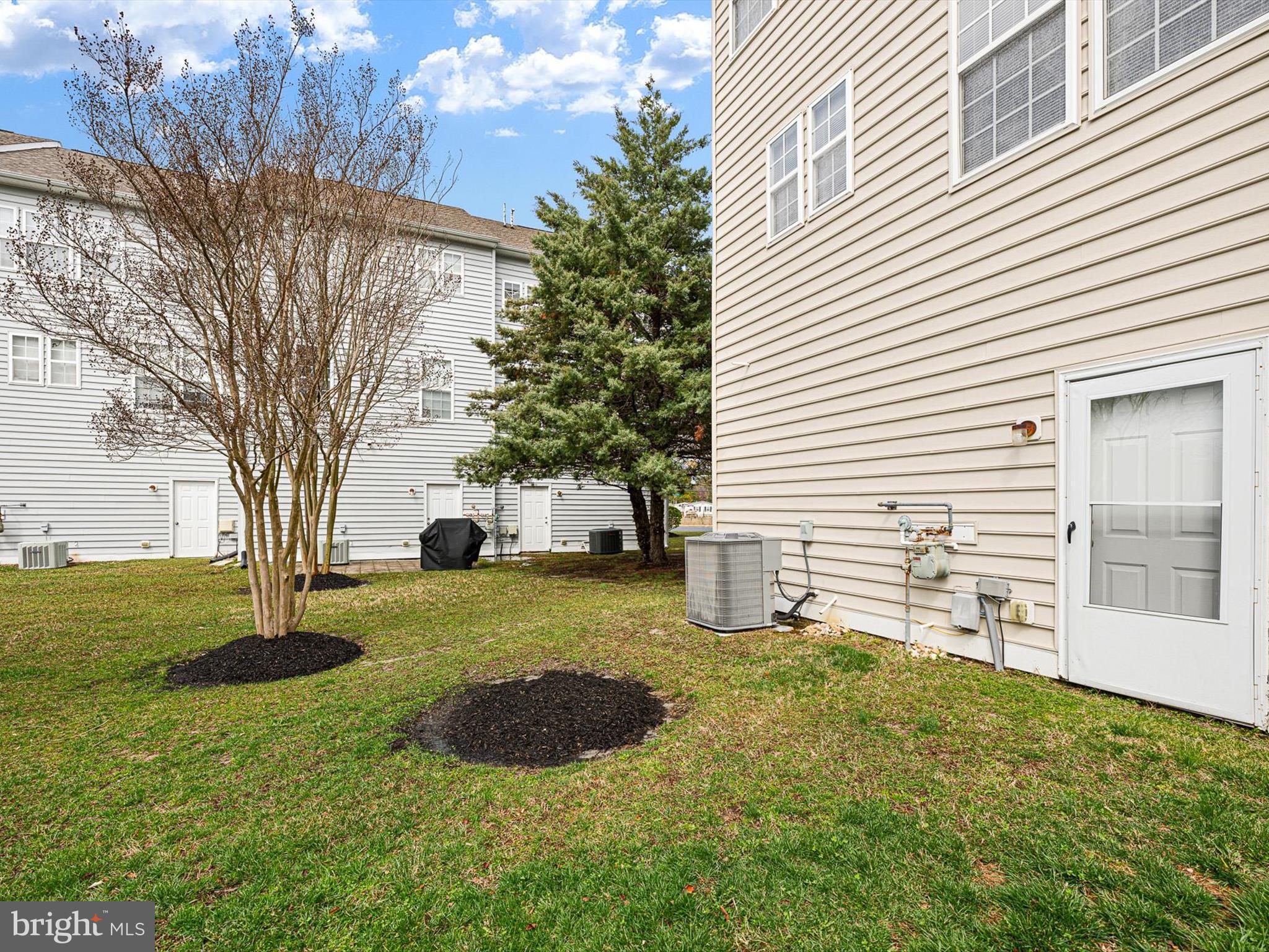 FAIRFIELD AT LONG NECK - Residential