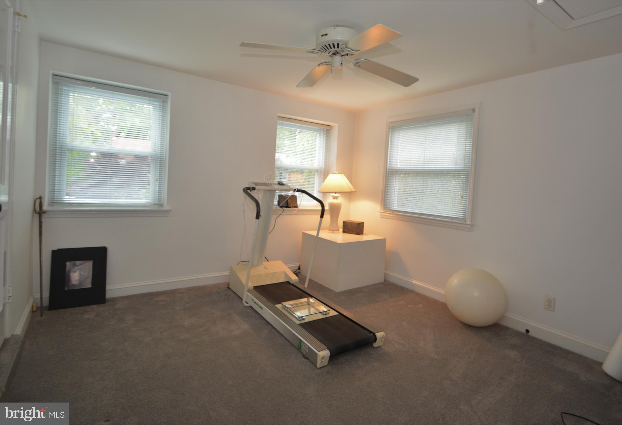 WYNNEWOOD VALLEY - Residential