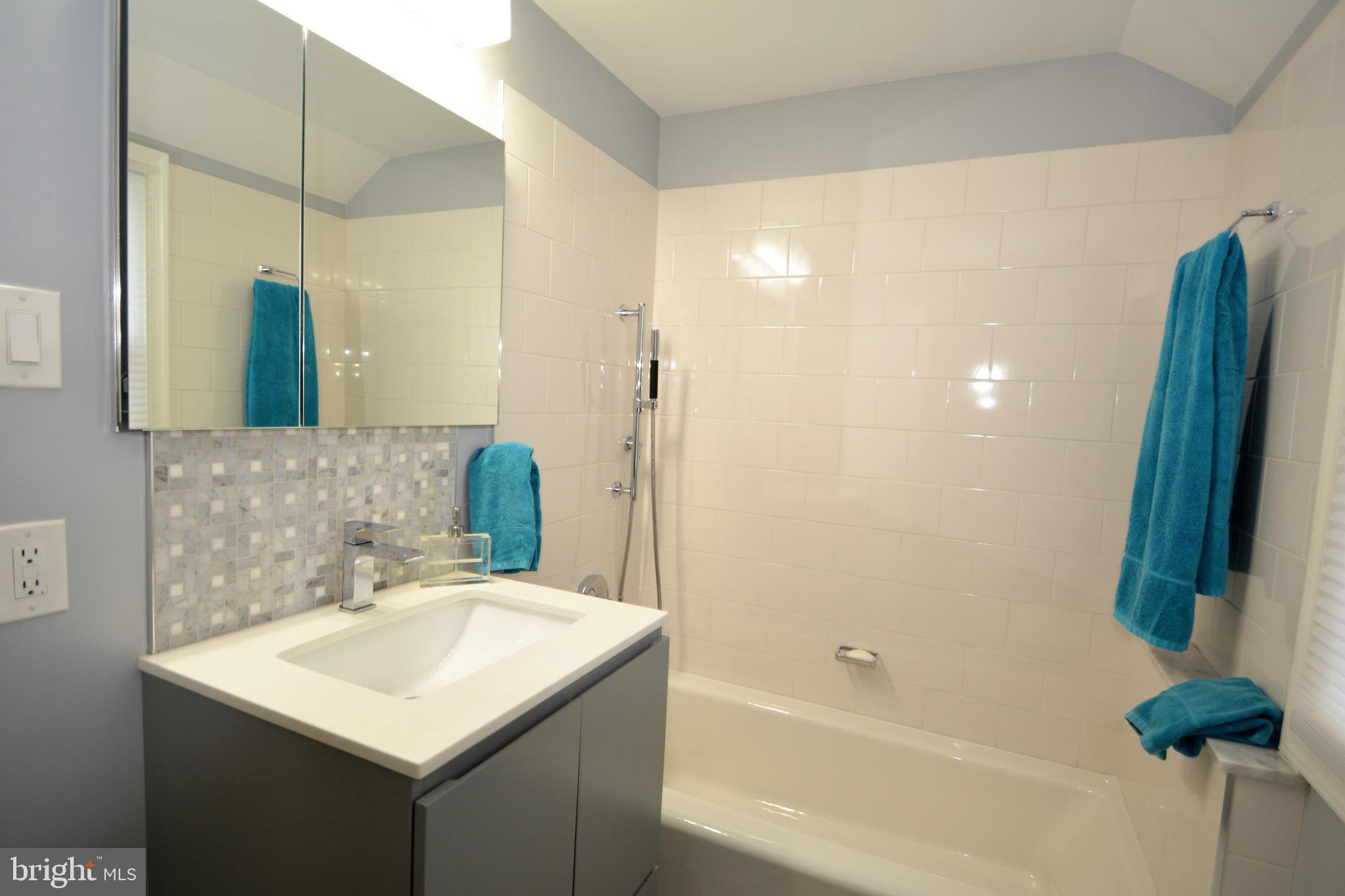 WYNNEWOOD VALLEY - Residential