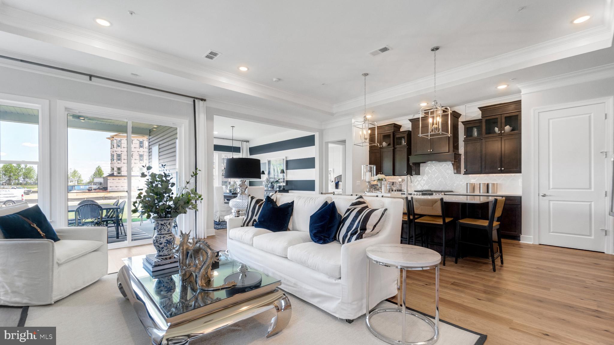 FOUR SEASONS AT KENT ISLAND - Residential