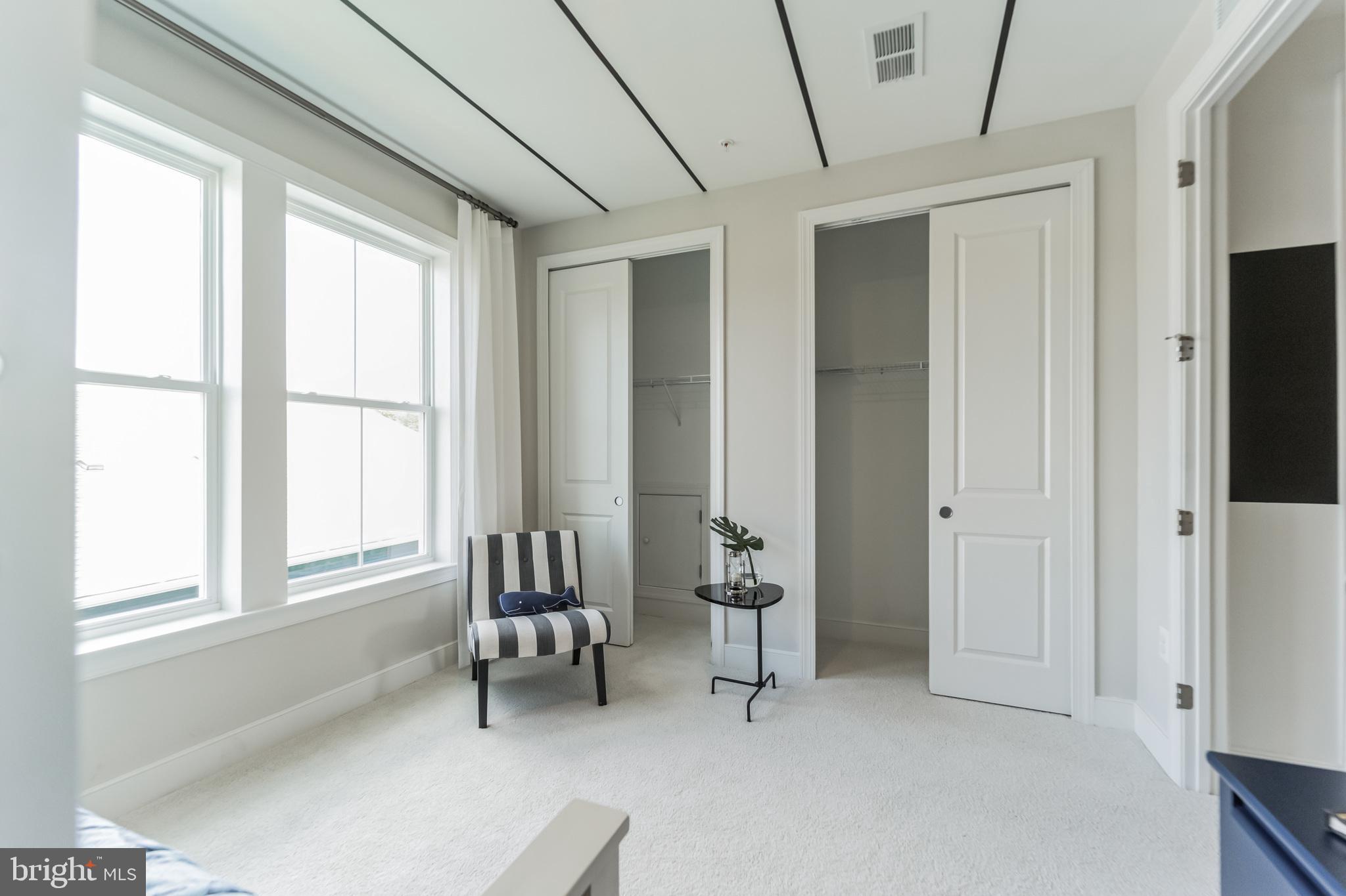 FOUR SEASONS AT KENT ISLAND - Residential