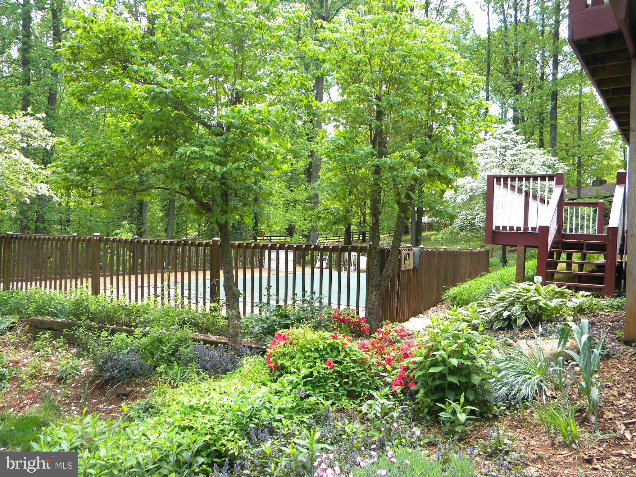 GLENMORE HEIGHTS - Residential