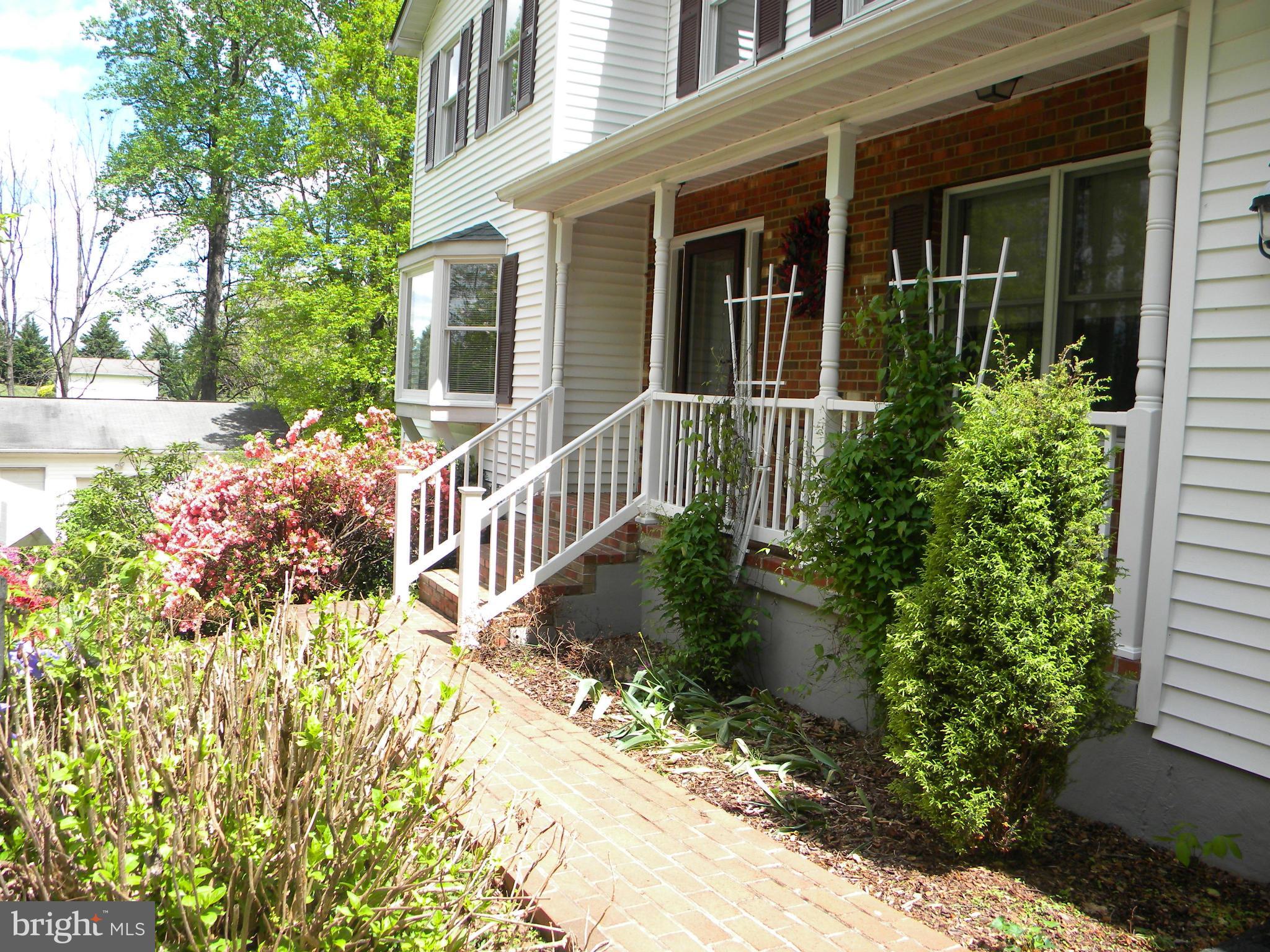 GLENMORE HEIGHTS - Residential