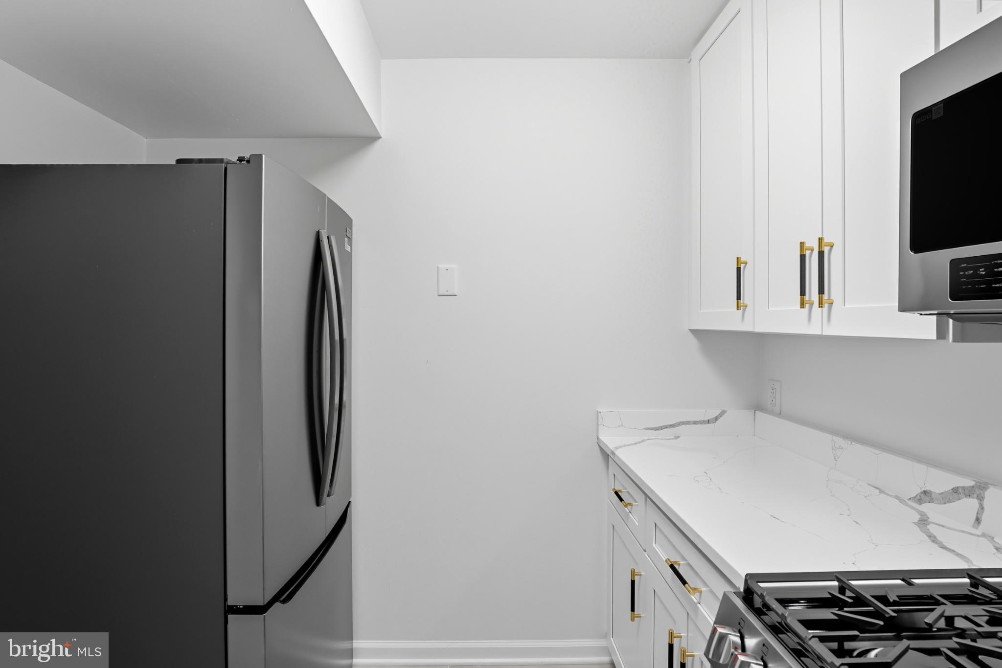 VILLAGE OF LONG REACH - Residential