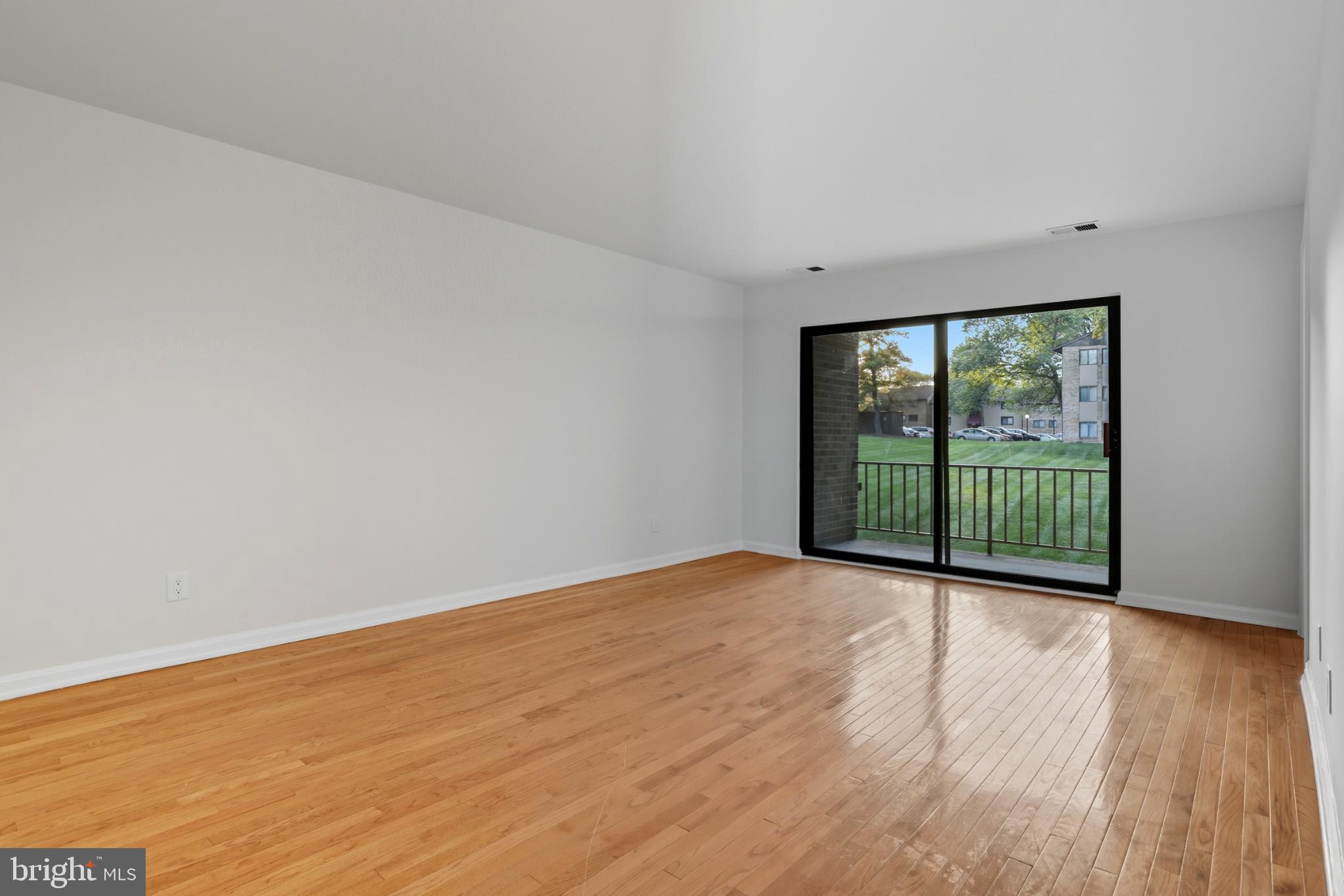 VILLAGE OF LONG REACH - Residential