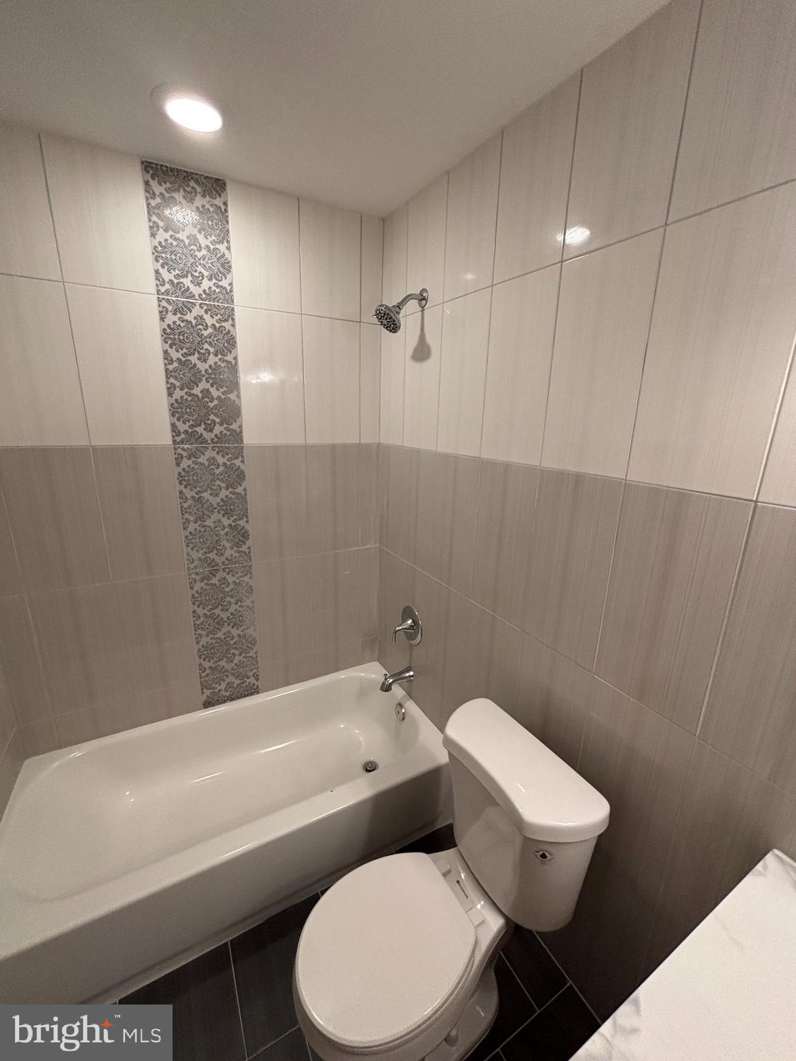 WEST OAK LANE - Residential