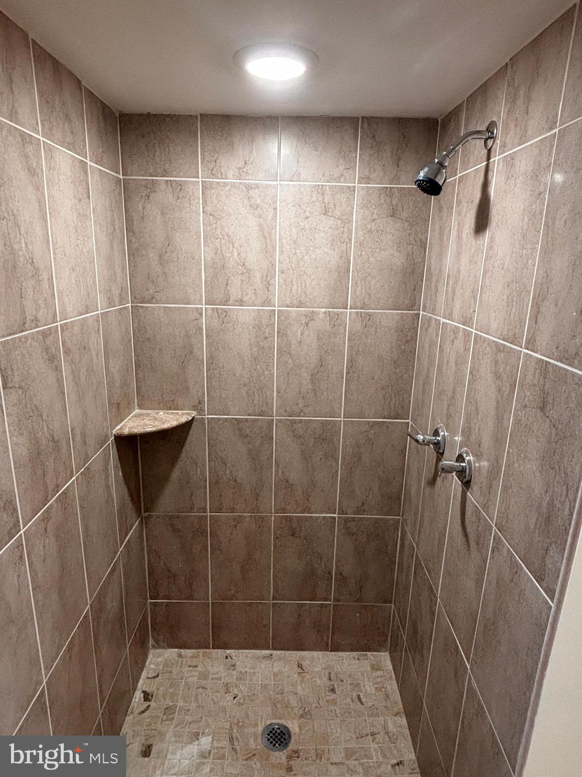 WEST OAK LANE - Residential