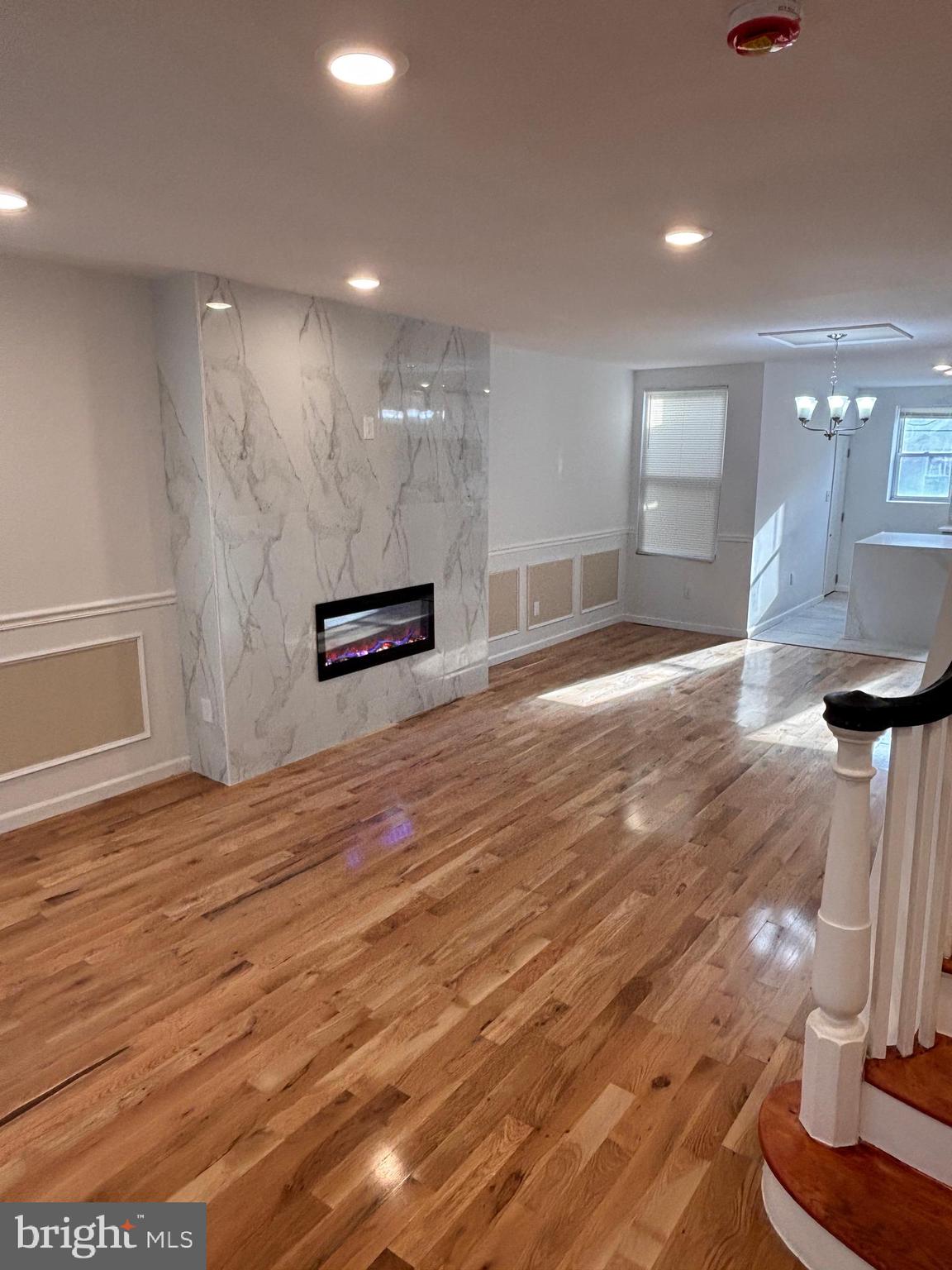 WEST OAK LANE - Residential