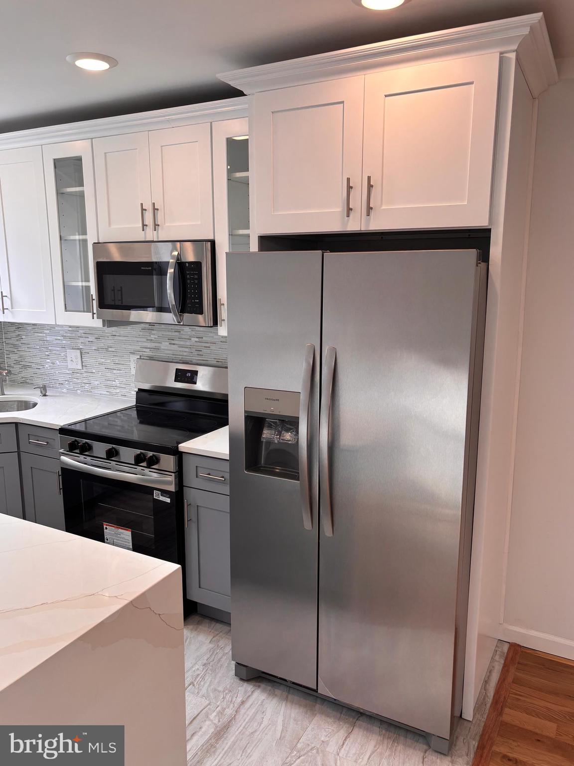 WEST OAK LANE - Residential