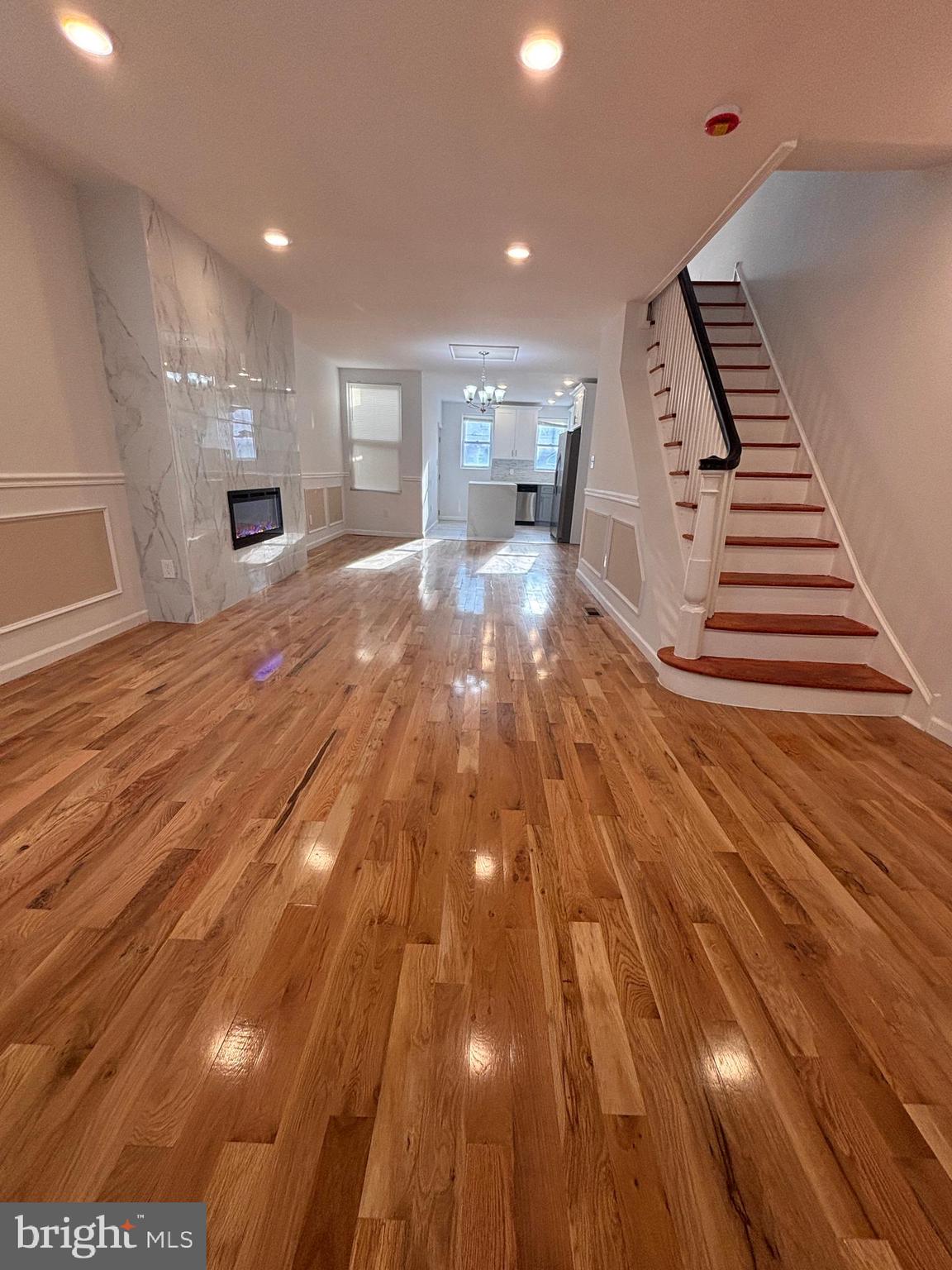 WEST OAK LANE - Residential