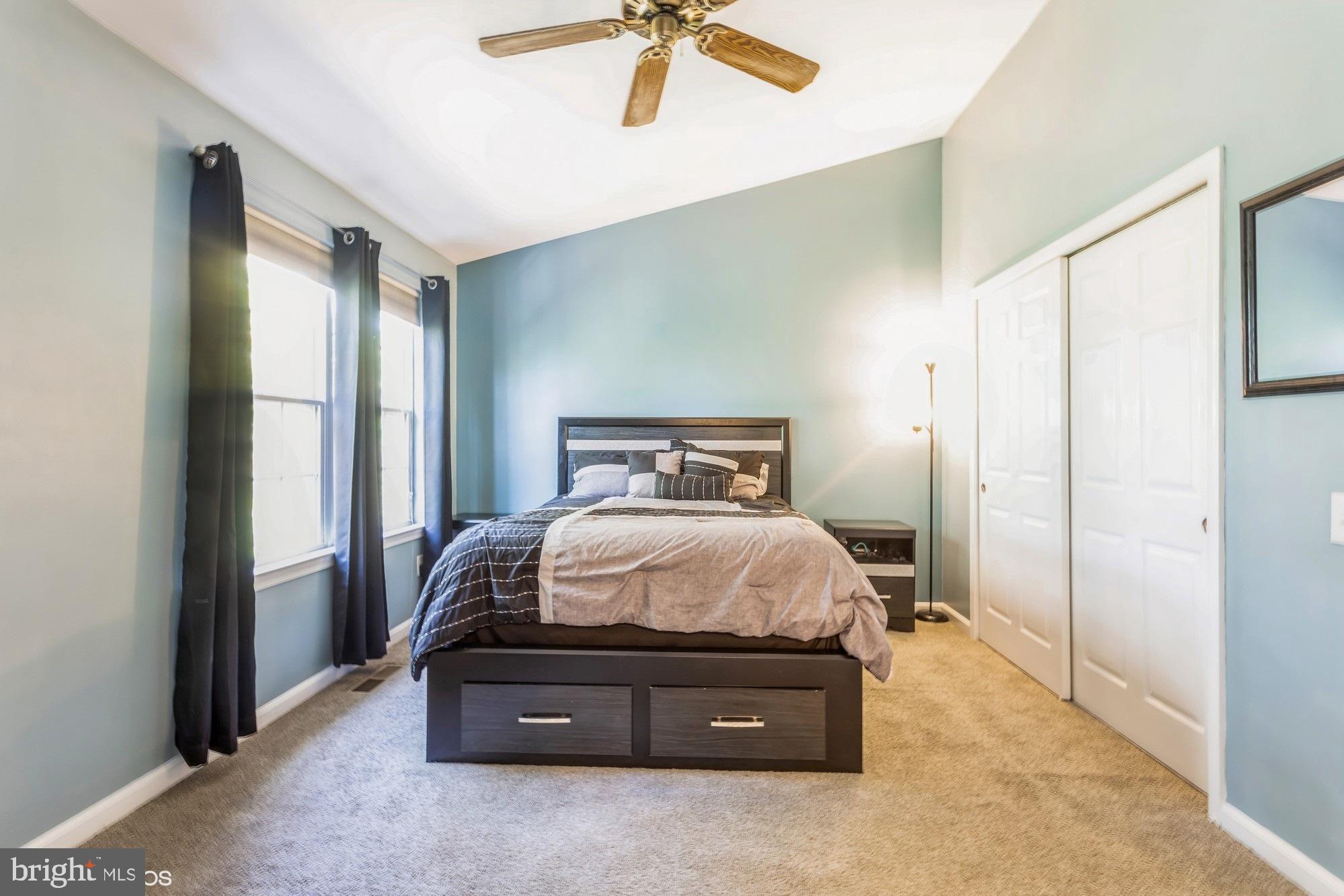 SPRING RIDGE - Residential