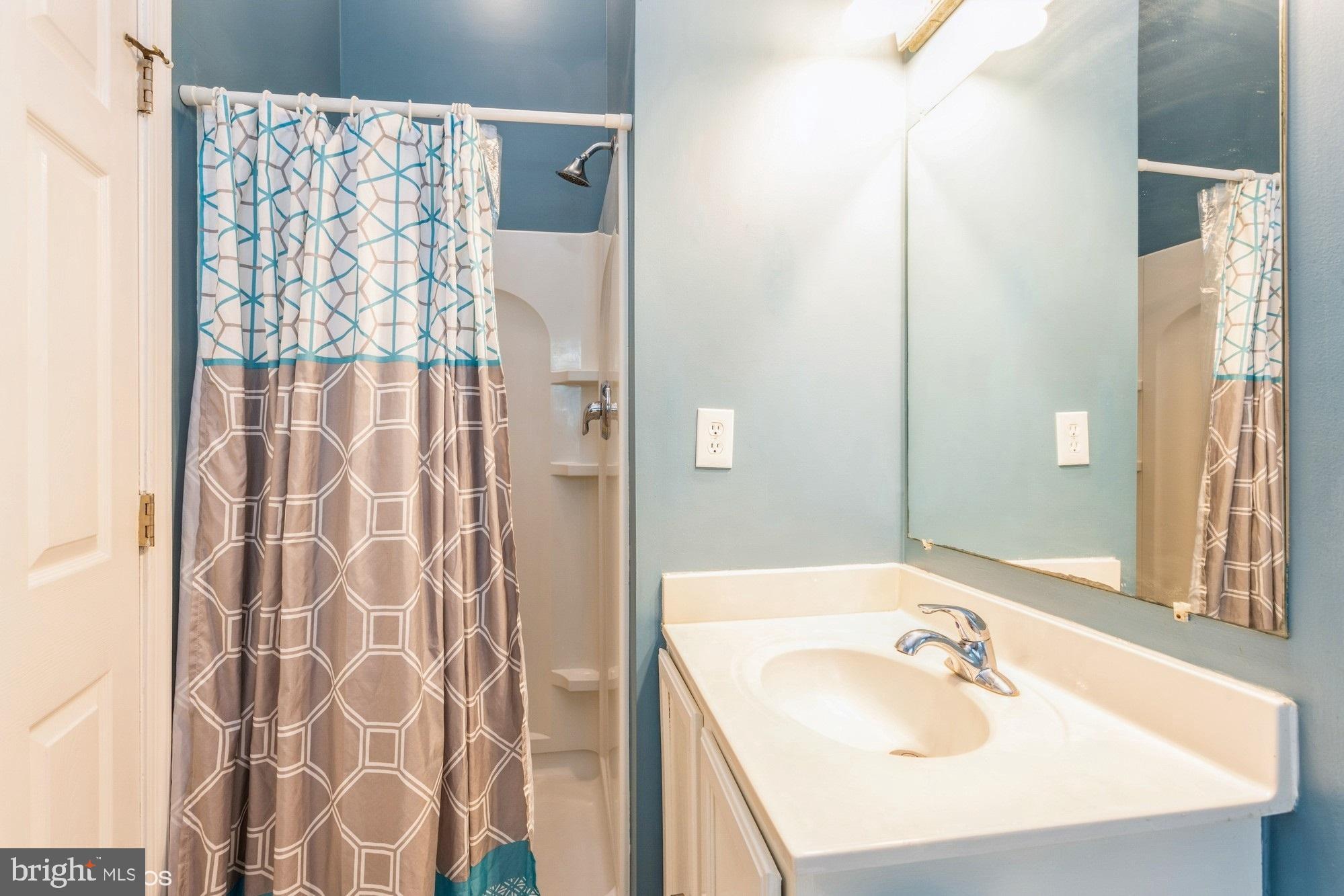 SPRING RIDGE - Residential