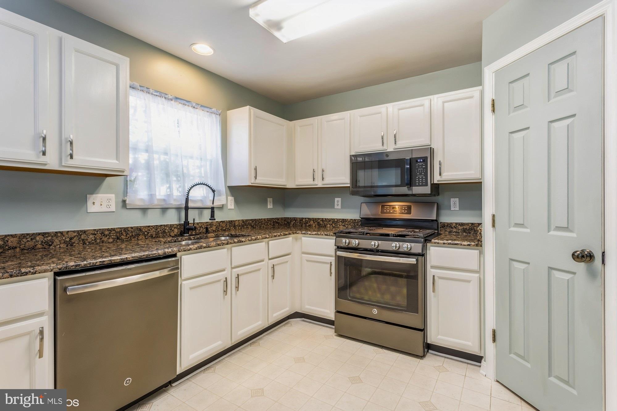 SPRING RIDGE - Residential