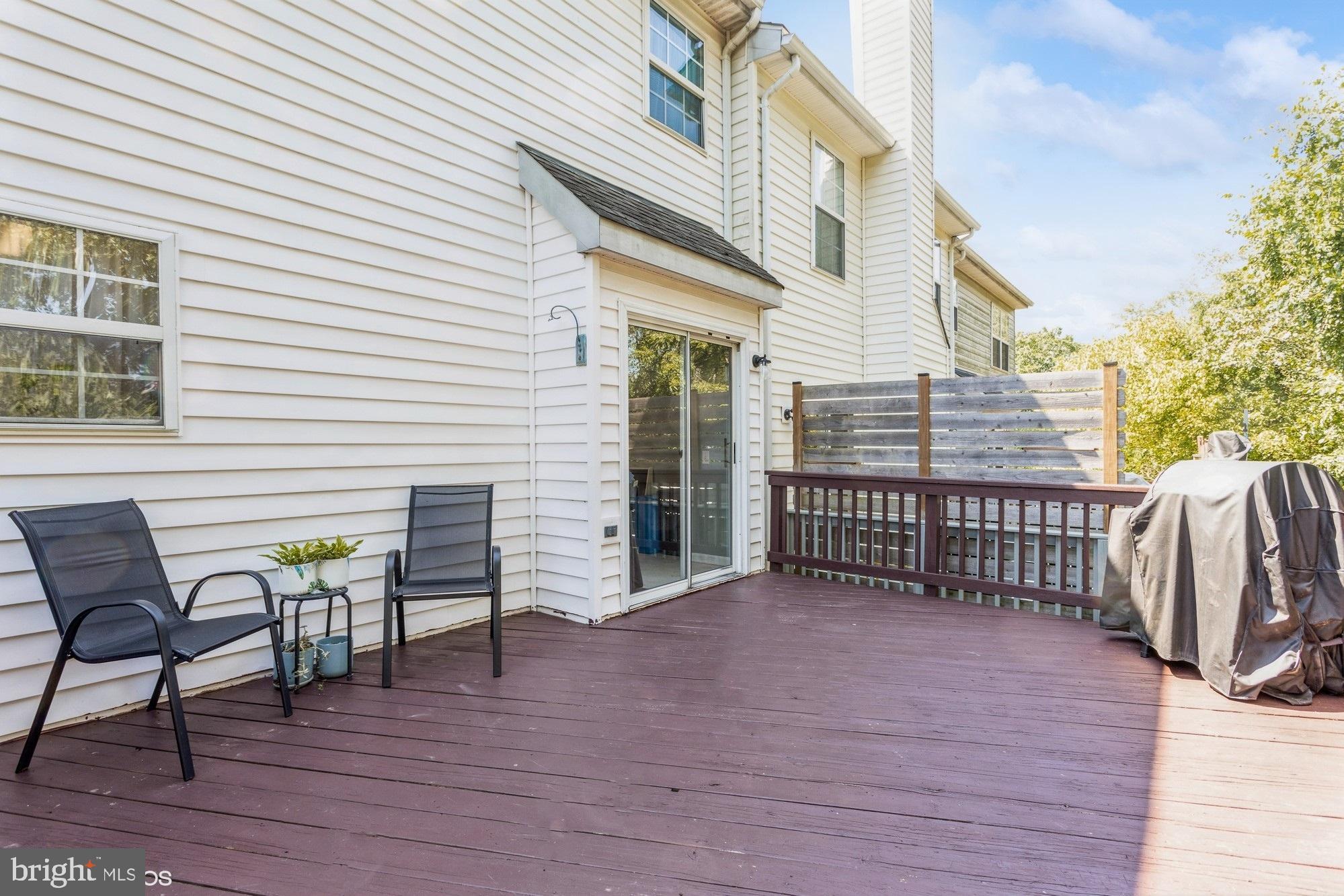 SPRING RIDGE - Residential