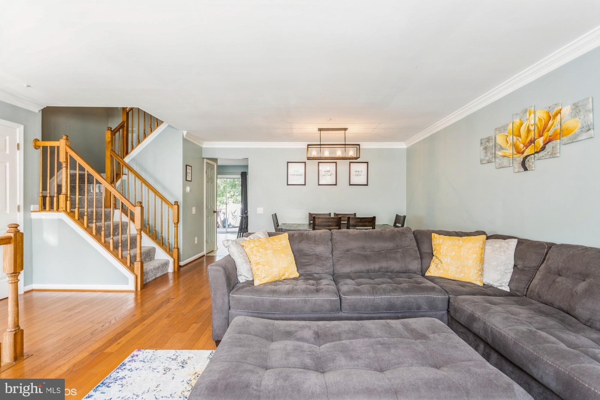 SPRING RIDGE - Residential