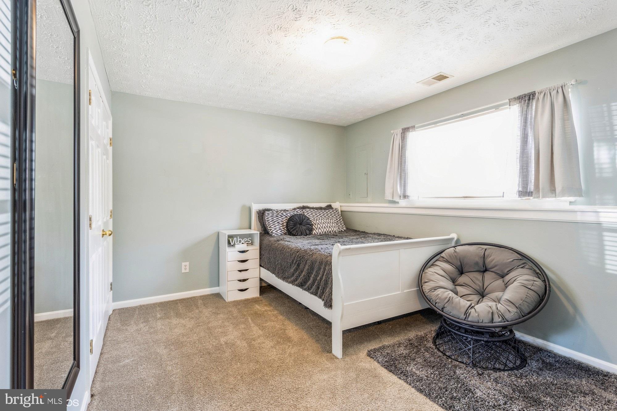 SPRING RIDGE - Residential