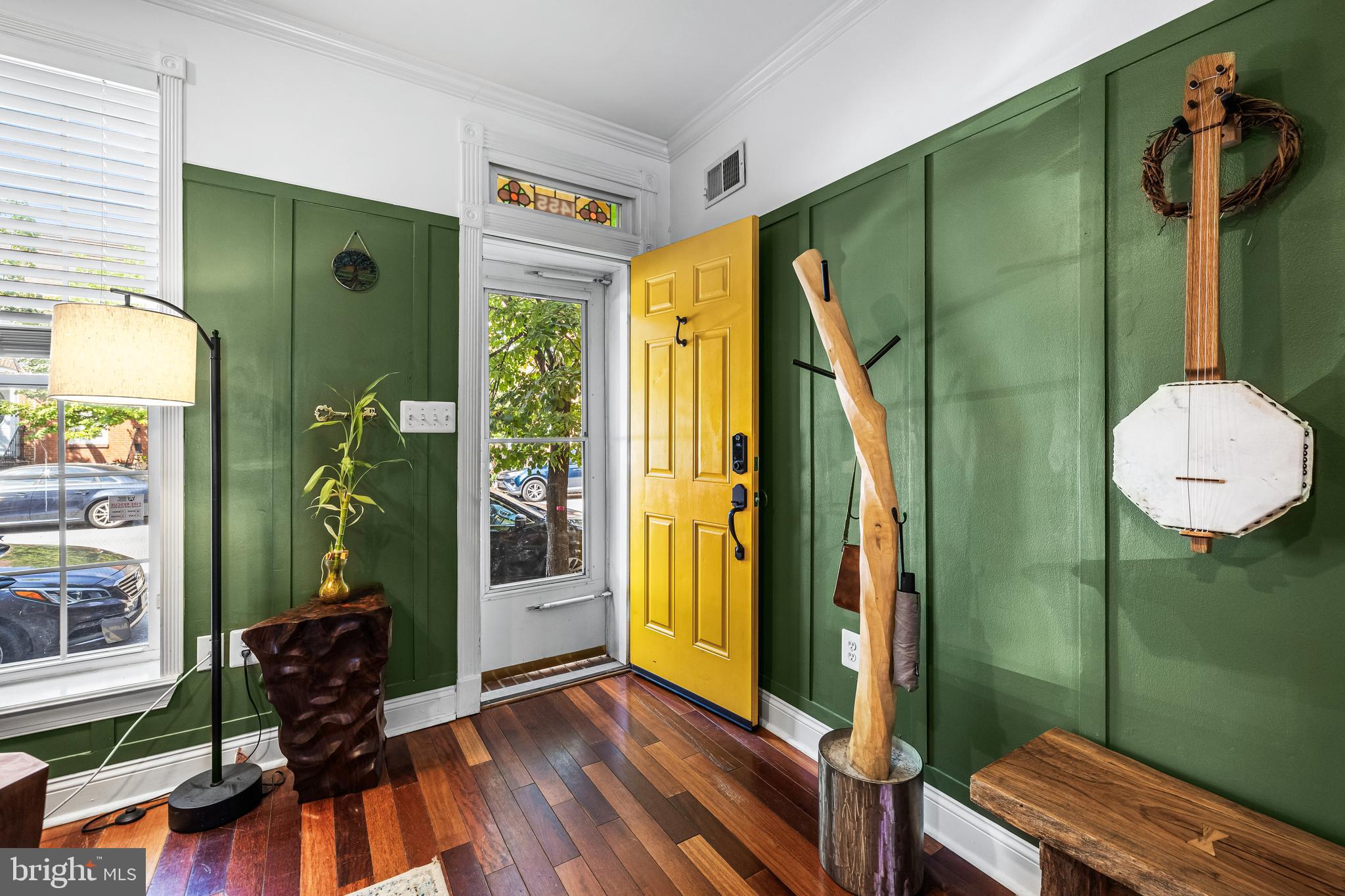 LOCUST POINT - Residential