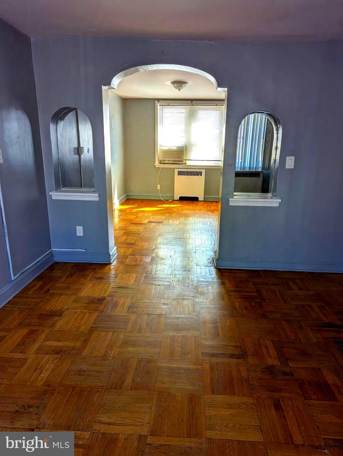 CASTOR GARDENS - Residential Lease