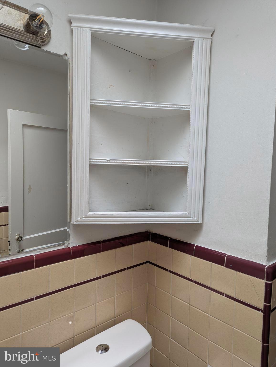 CASTOR GARDENS - Residential Lease