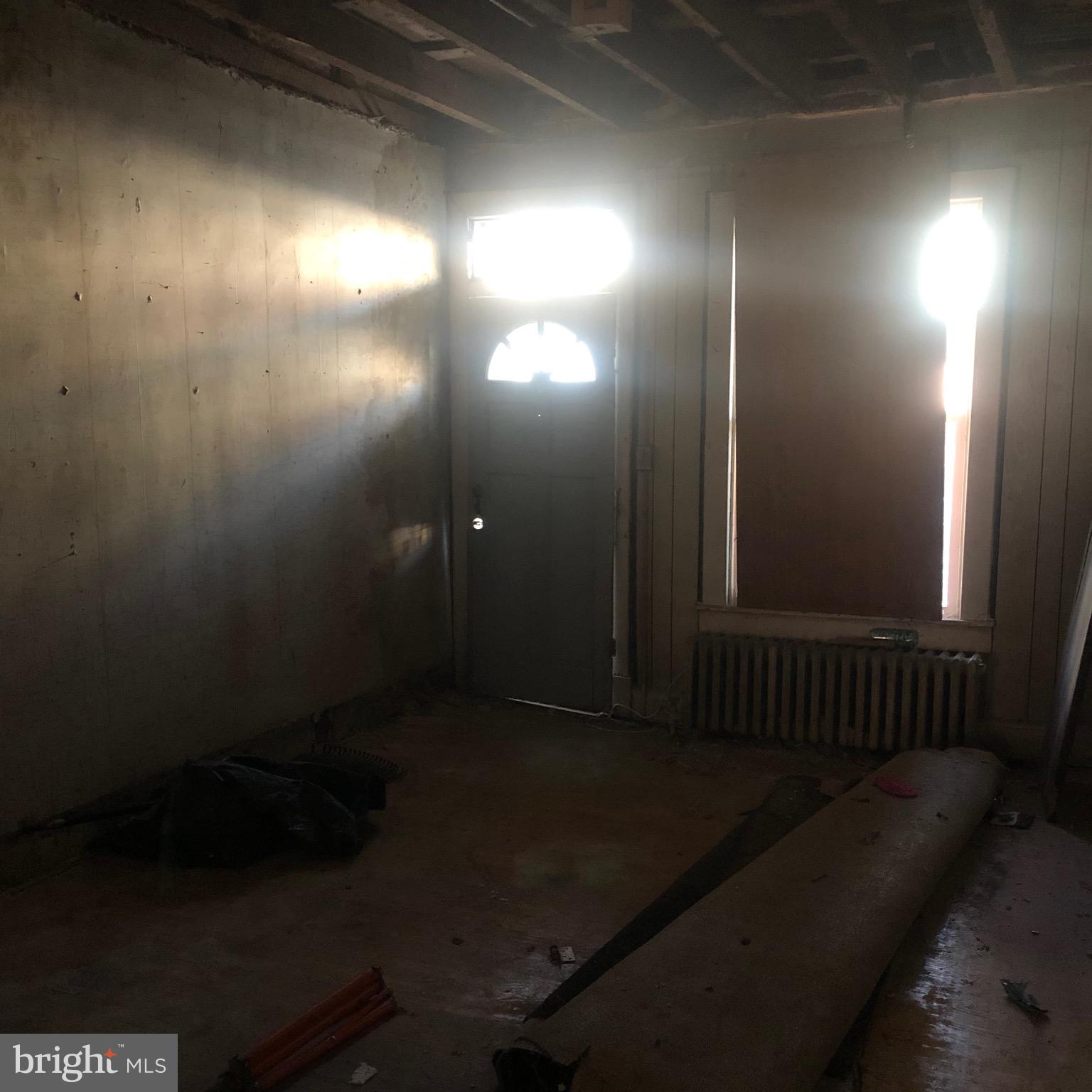 MADISON EASTEND - Residential