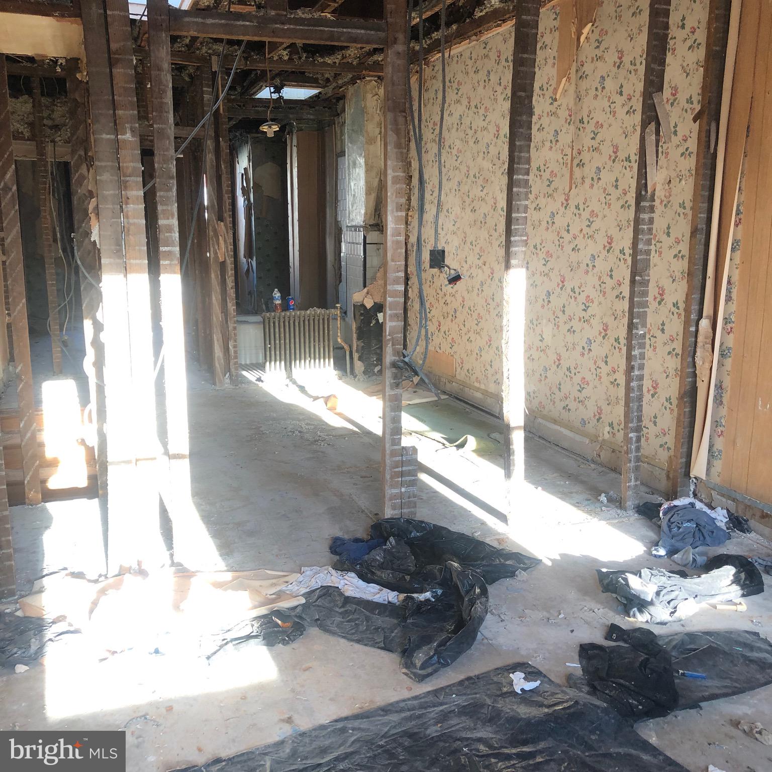 MADISON EASTEND - Residential