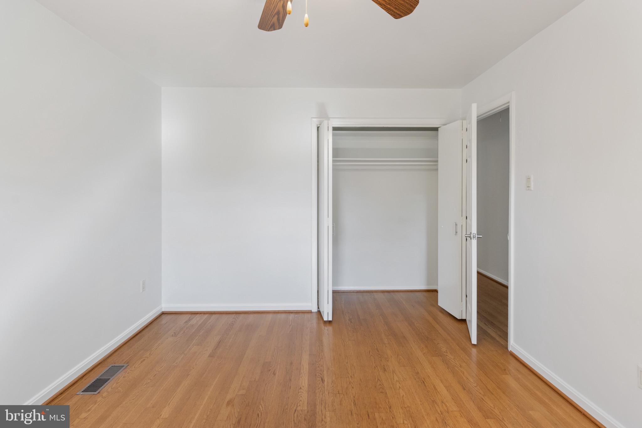 WAYNEWOOD - Residential