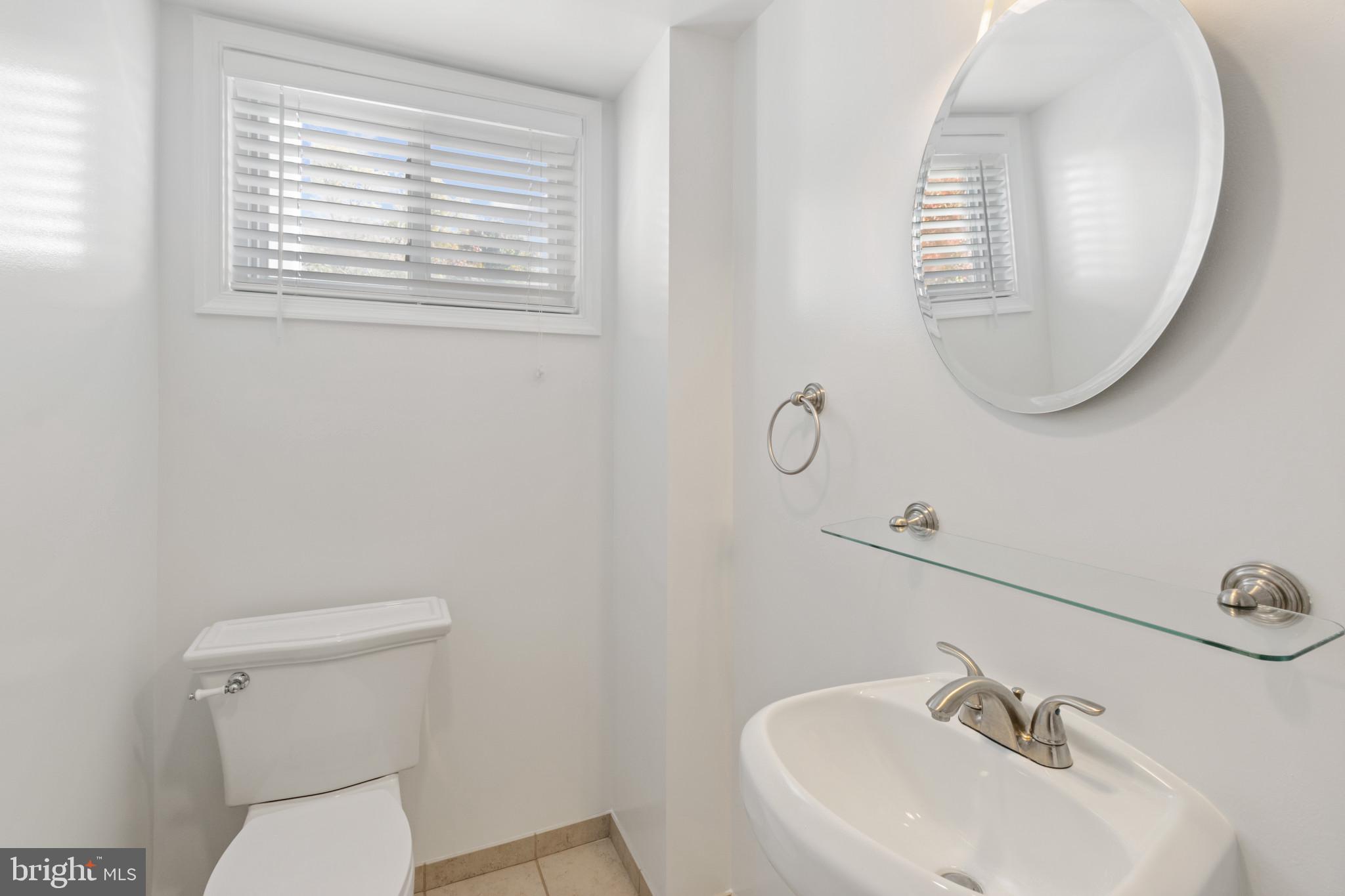 WAYNEWOOD - Residential