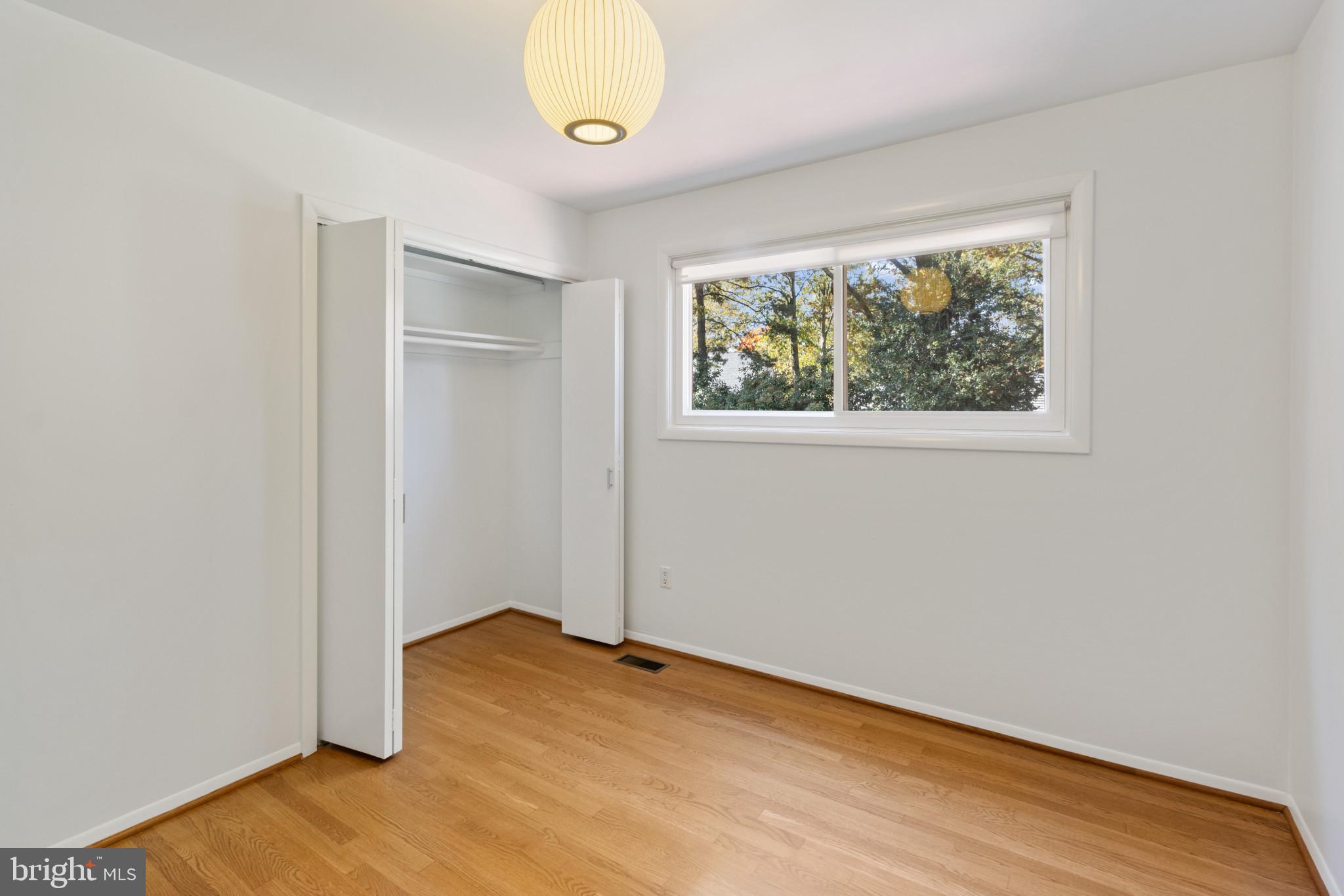 WAYNEWOOD - Residential