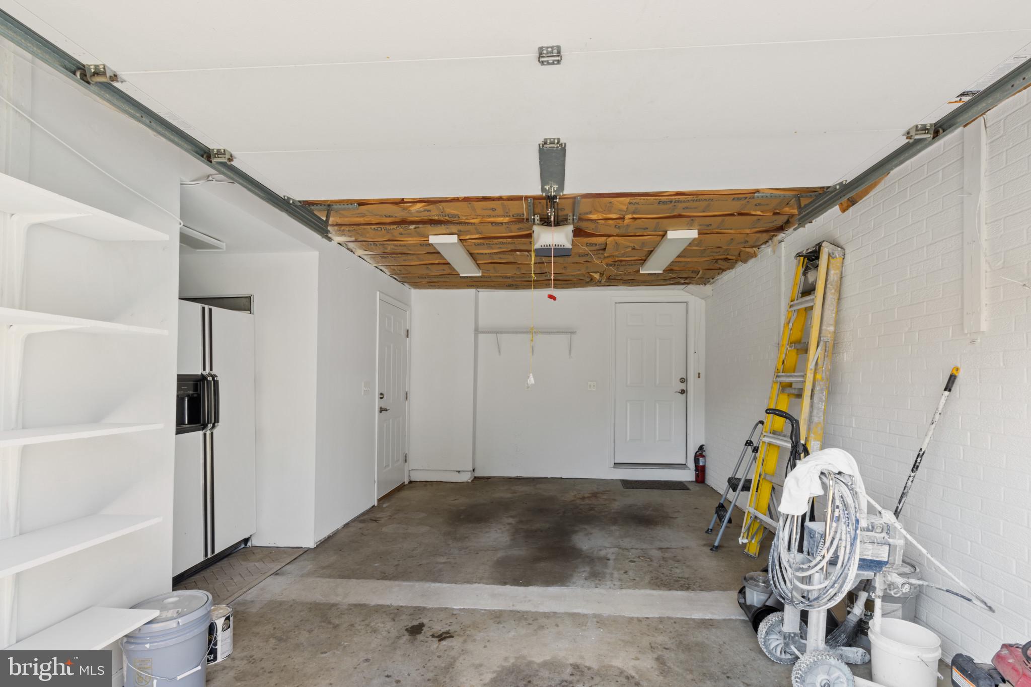 WAYNEWOOD - Residential