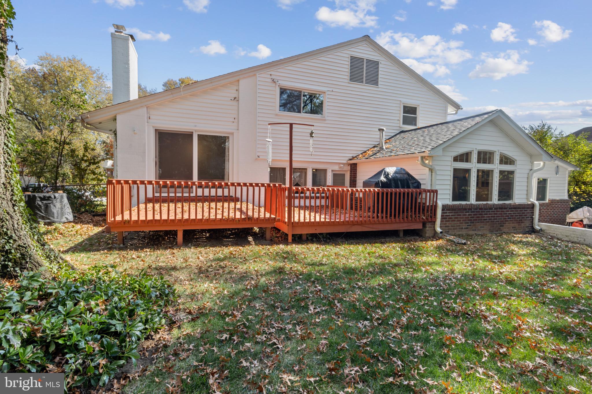 WAYNEWOOD - Residential