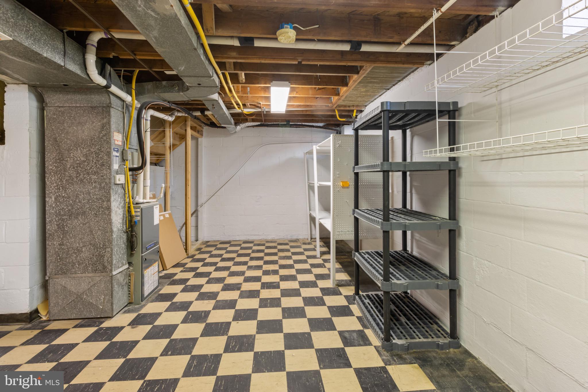 WAYNEWOOD - Residential