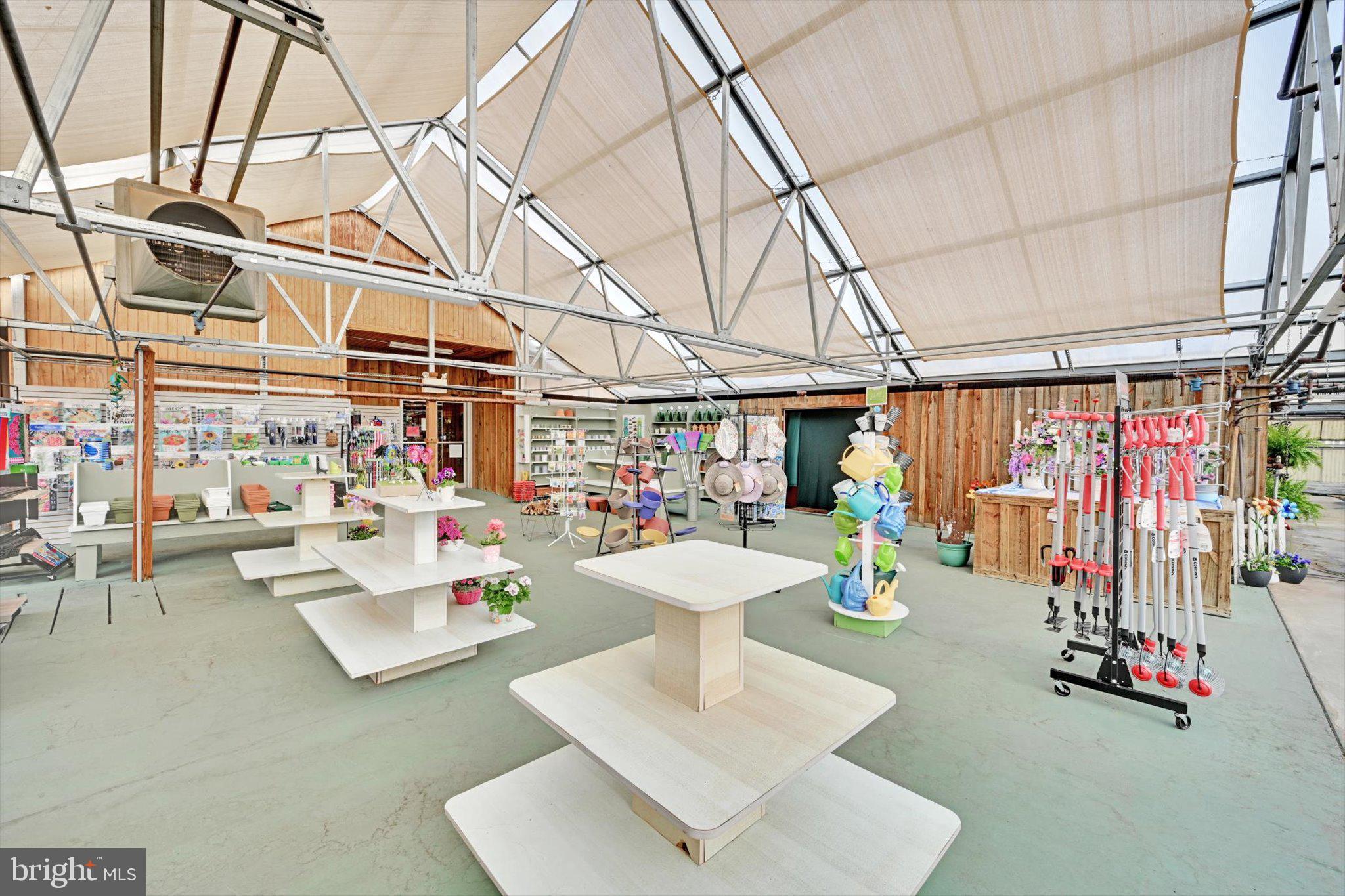 MYERSTOWN/LEBANON - Commercial Sale